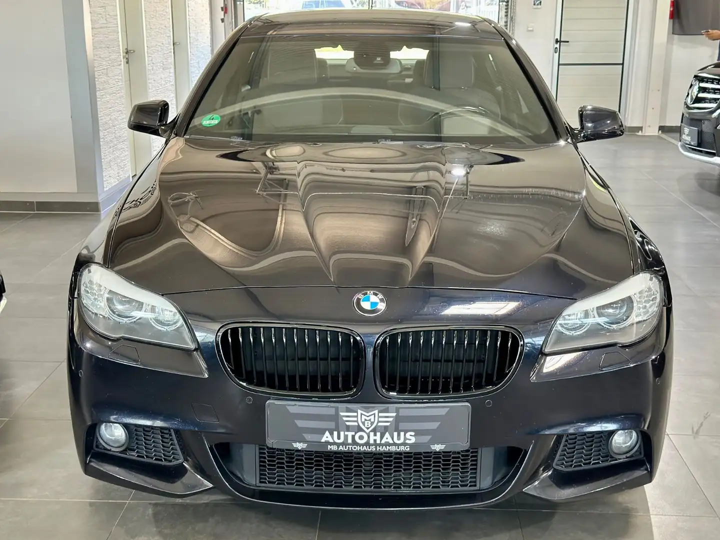BMW 535 Lim. d,X-Drive,M-Paket,Led,Navi,Head-Up,TOP Schwarz - 2