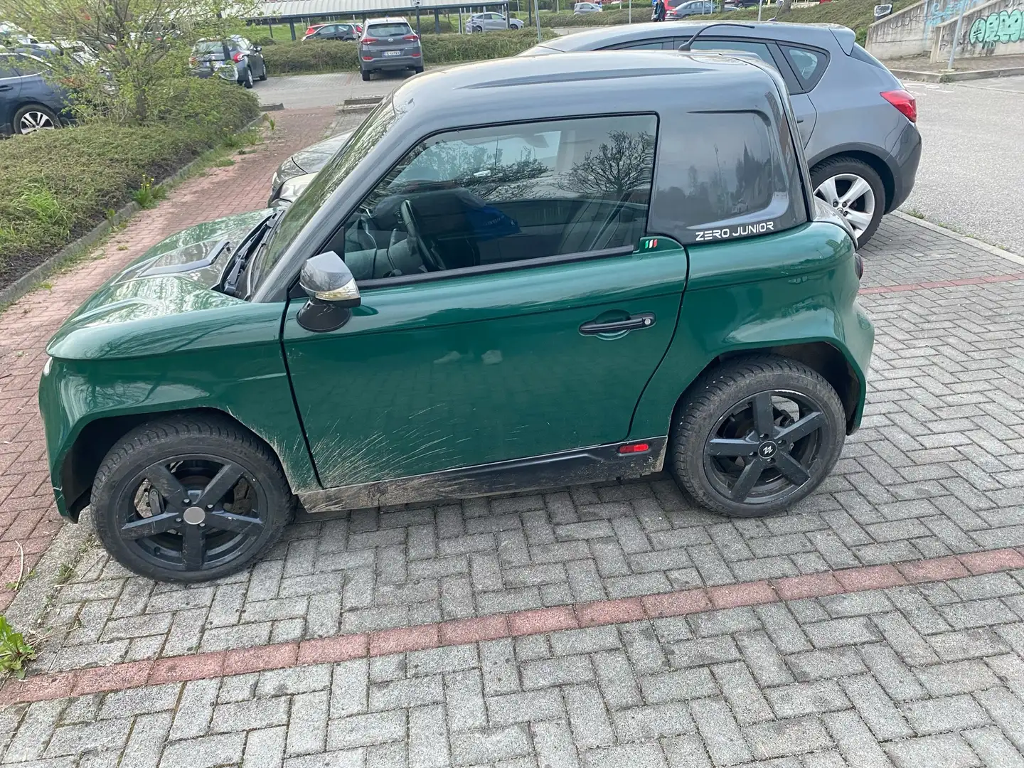 Tazzari EV Zero Junior - 1