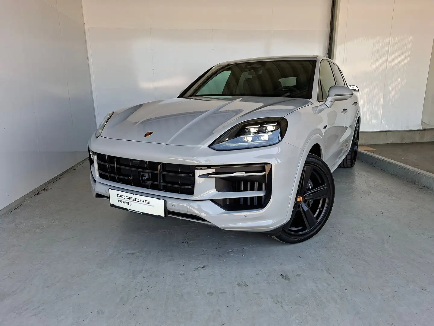 Porsche Cayenne E-Hybrid Black Edition Grau - 1