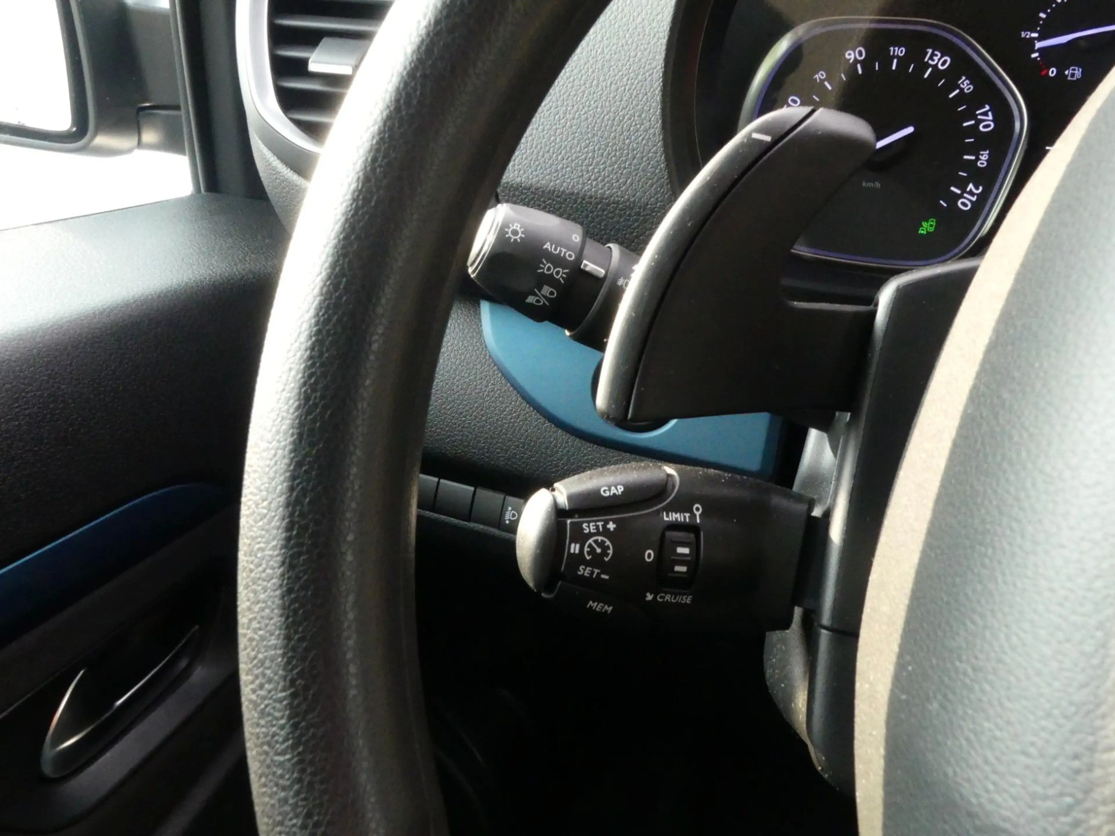 Peugeot Expert Traveller Active 8 Sitze | Navi | CAM | HuD |AHK — photo 10