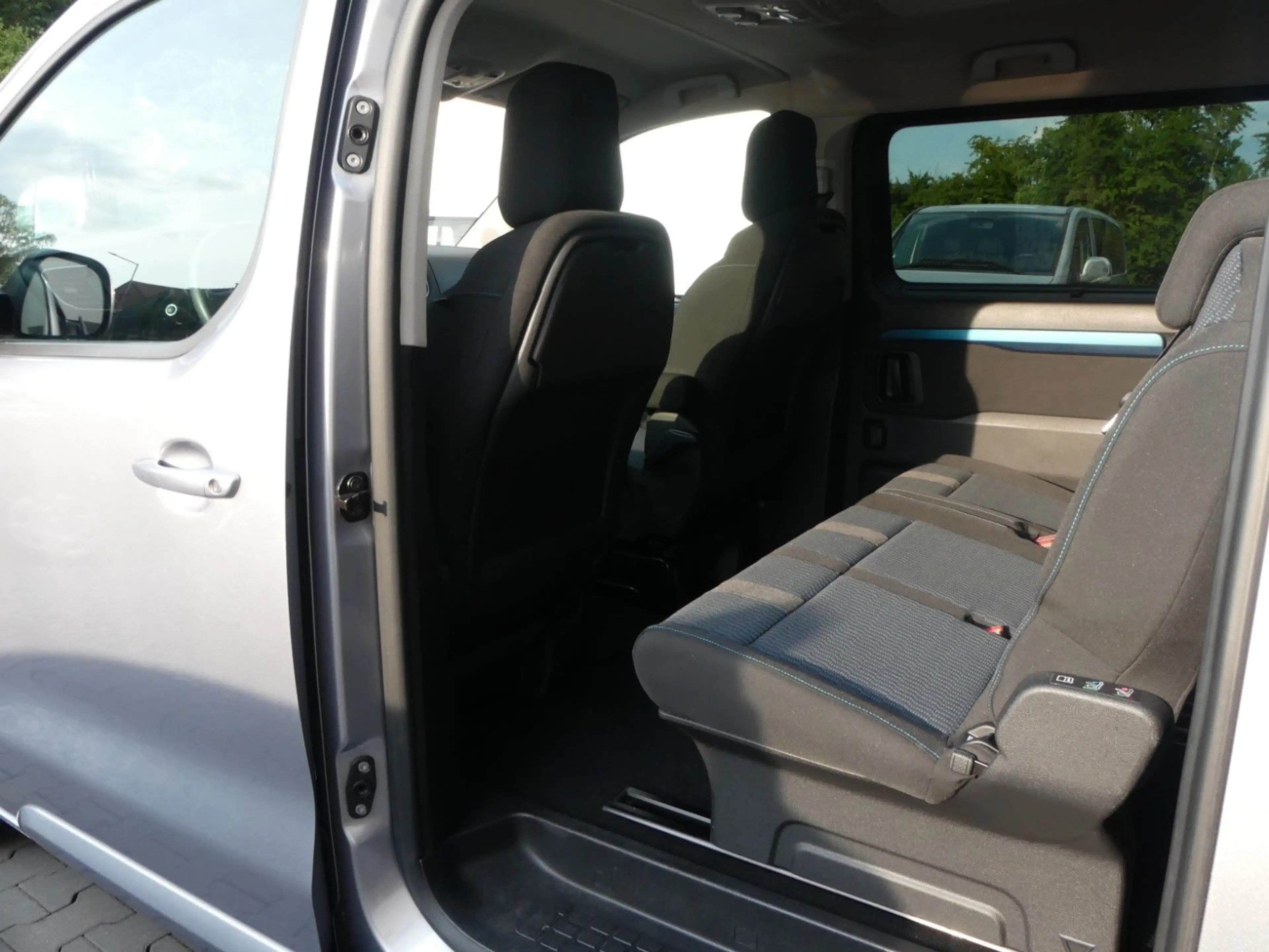 Peugeot Expert Traveller Active 8 Sitze | Navi | CAM | HuD |AHK — photo 15
