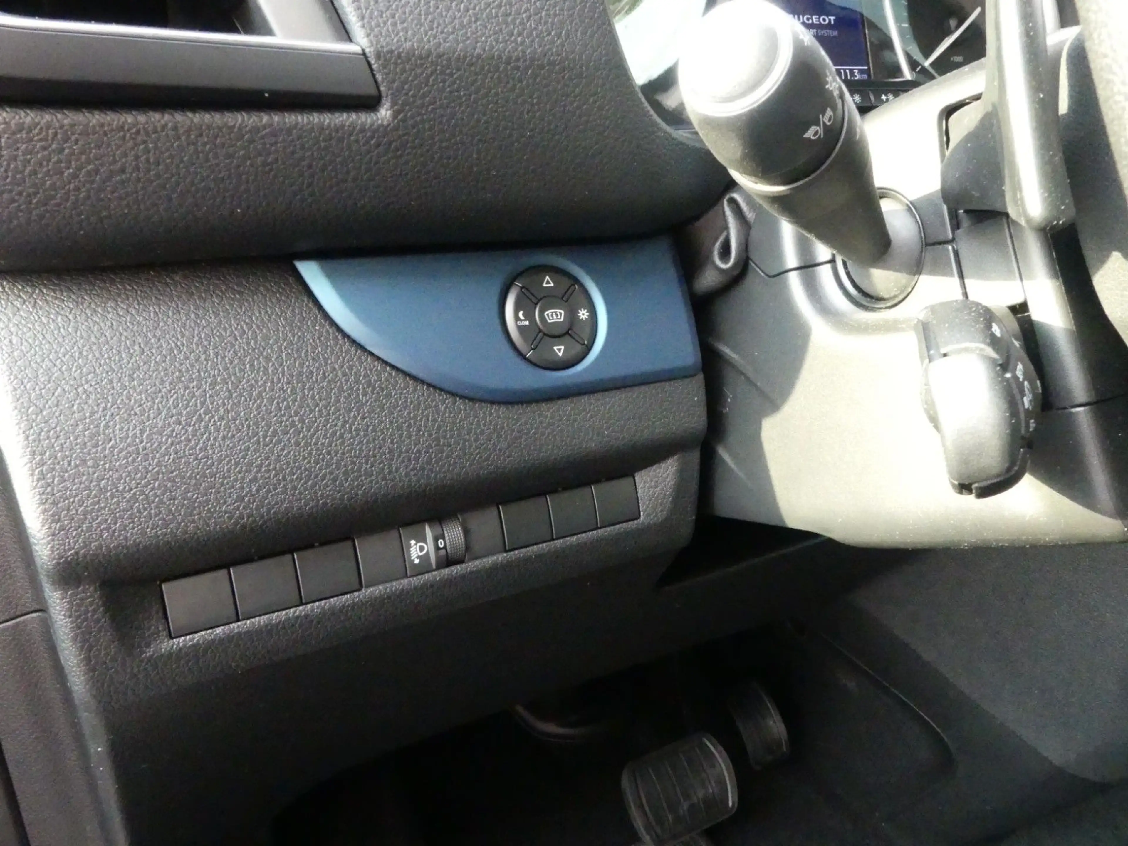 Peugeot Expert Traveller Active 8 Sitze | Navi | CAM | HuD |AHK — photo 9