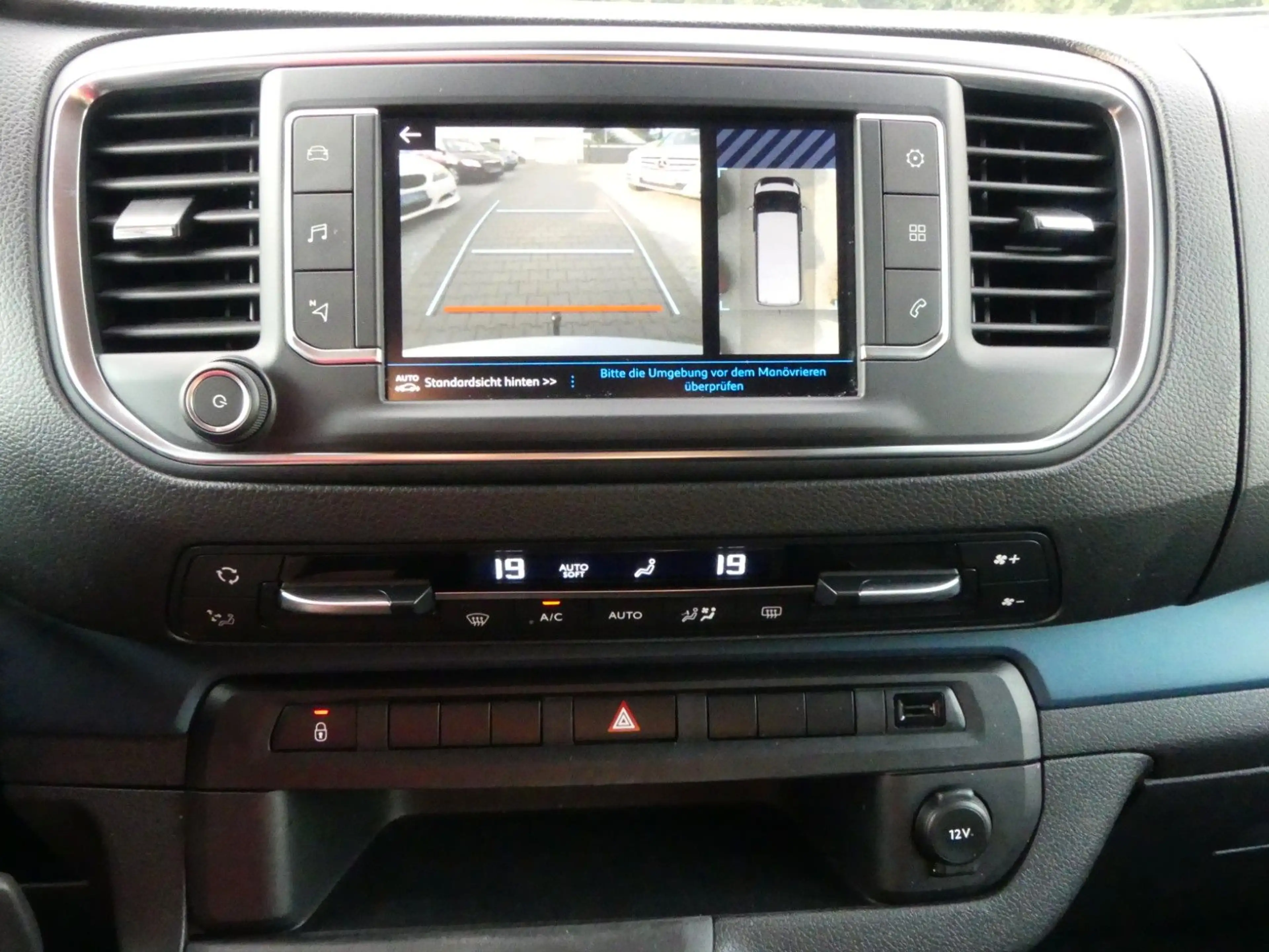 Peugeot Expert Traveller Active 8 Sitze | Navi | CAM | HuD |AHK — photo 14