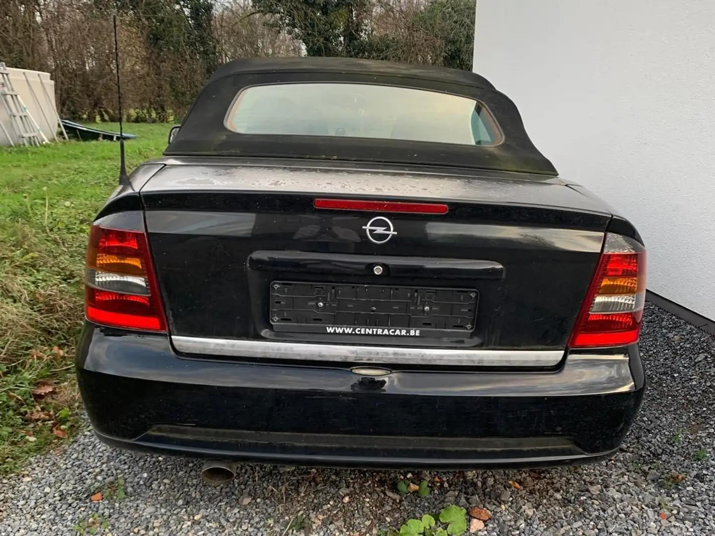 Opel Astra 1.6i XEP 16v Bertone Edition Noir - 1