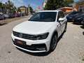 Volkswagen Tiguan ///R-Line *360° Kamera*Panoramadach*Navi*AHV* Weiß - thumbnail 3
