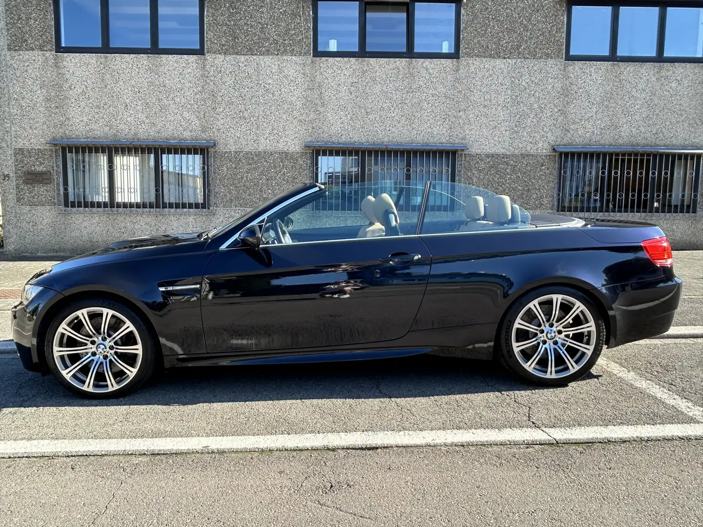 BMW M3 M3 Cabrio Drivelogic Noir - 2