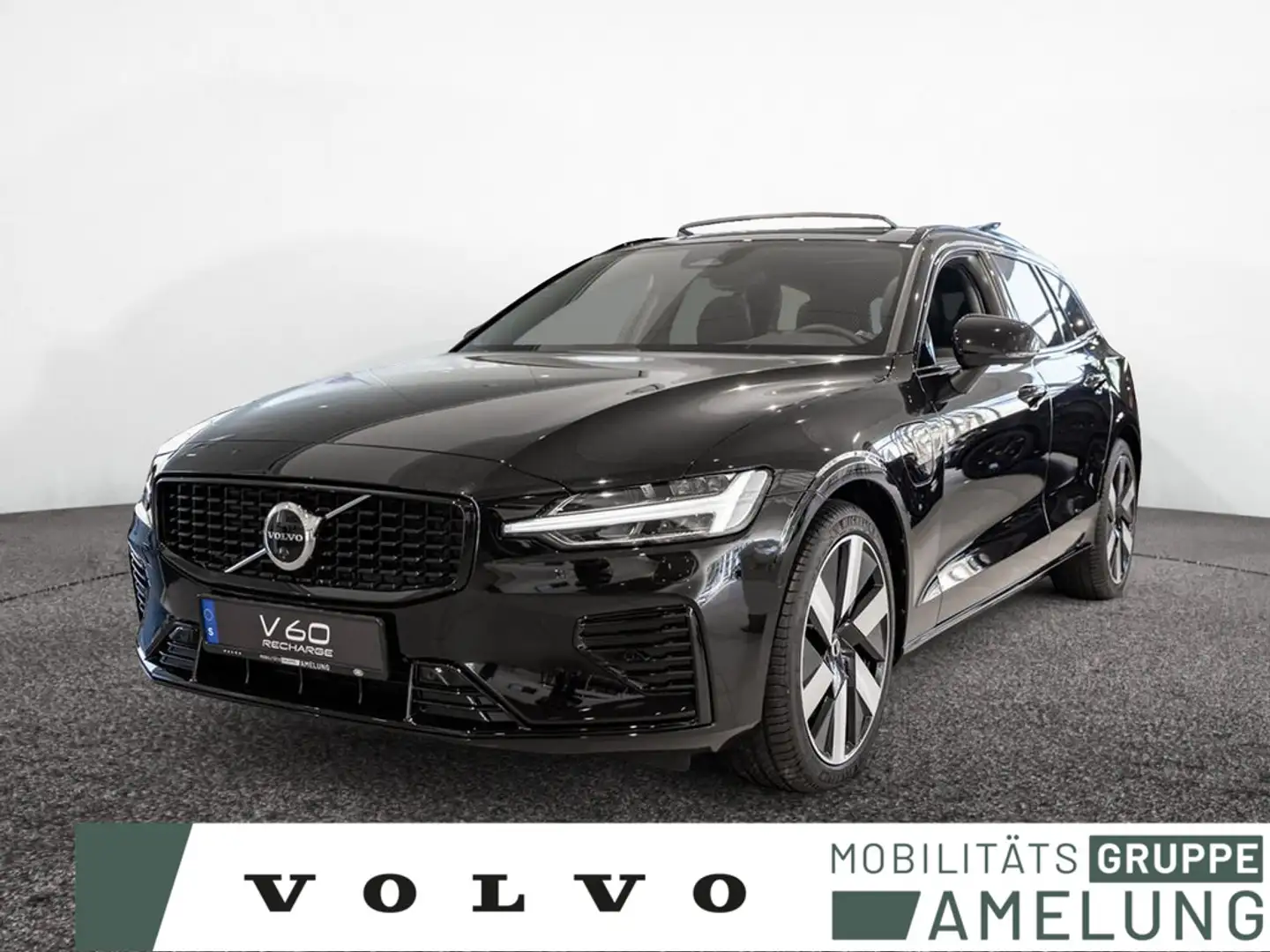 Volvo V60 T8 Plus Dark Plug-In Hybrid AWD PANO 360° Schwarz - 1