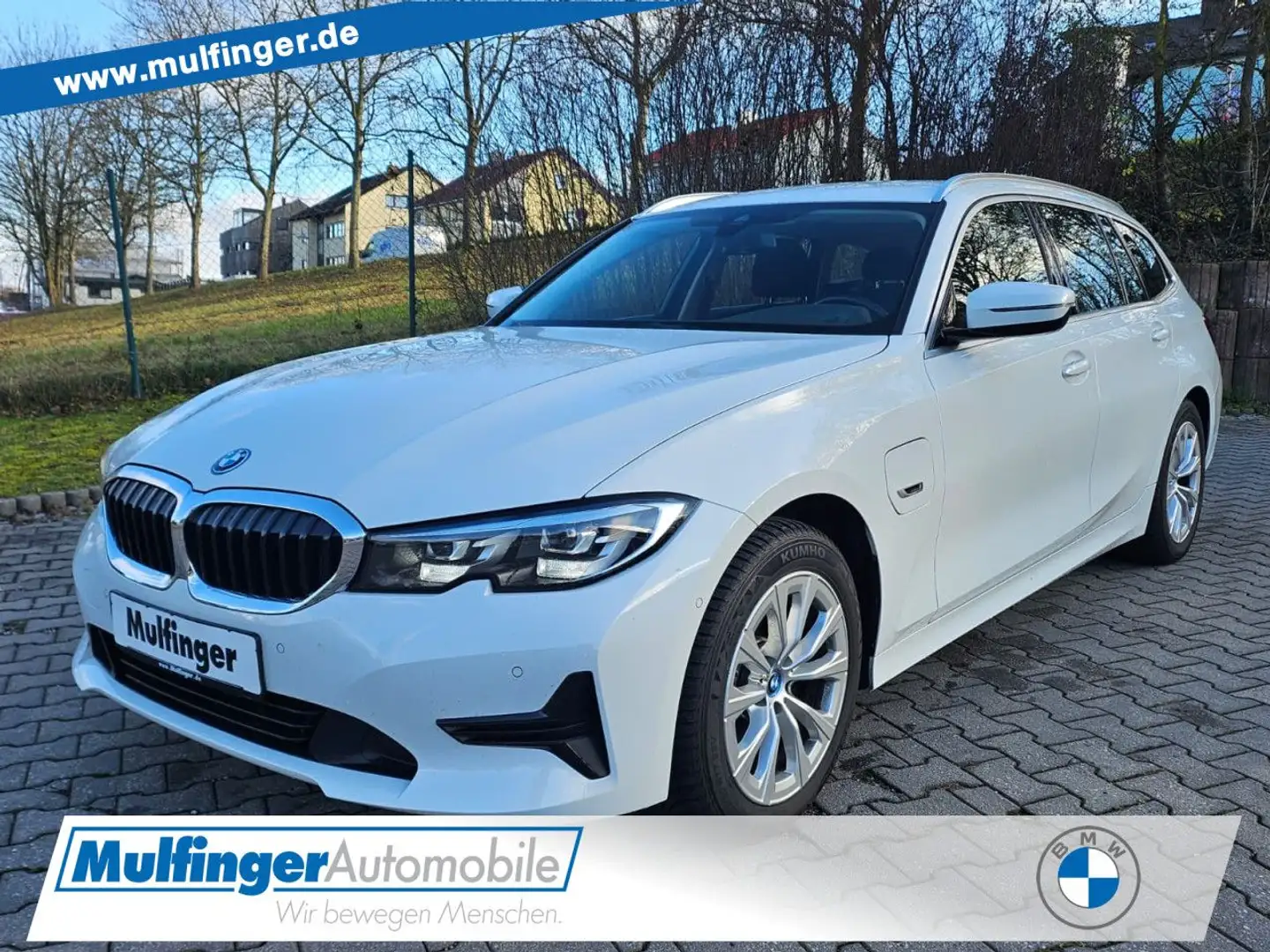 BMW 320 e T.LivePro.Kamera DAB SHZ LED AHK Lea.335,- Weiß - 1