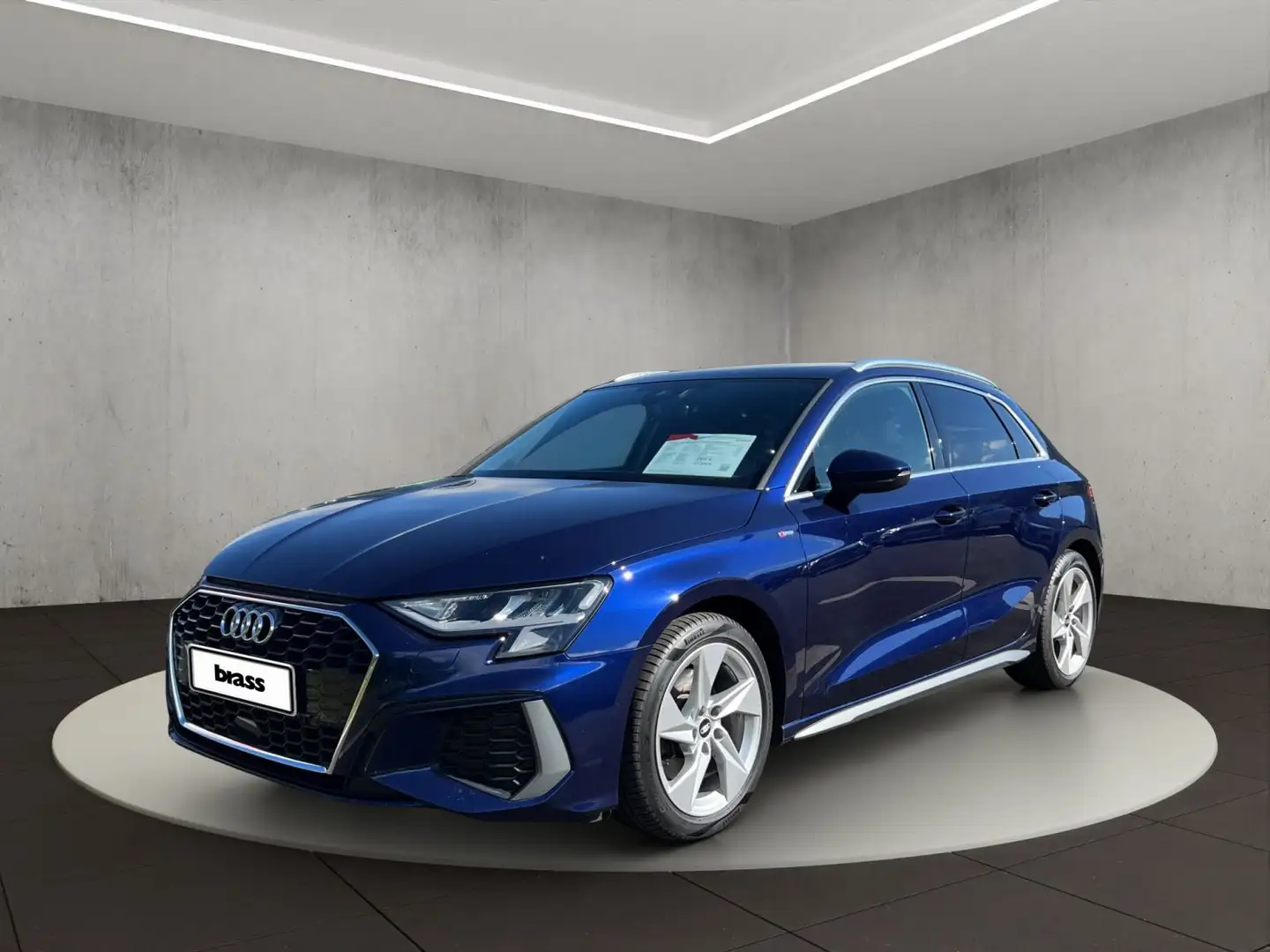 Audi A3 S line 30 TFSI Schaltgetriebe Blauw - 1