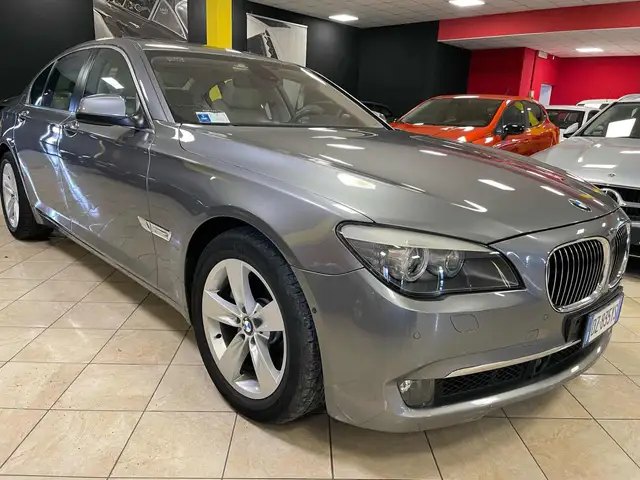 BMW 750 i Eccelsa       **SOLO  85.000 KM **