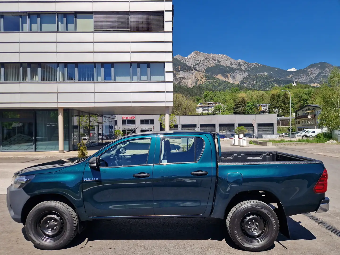 Toyota Hilux Double Cab. 4x4 TOYOTA Garantie-AHK-Pickerl neu! - 2