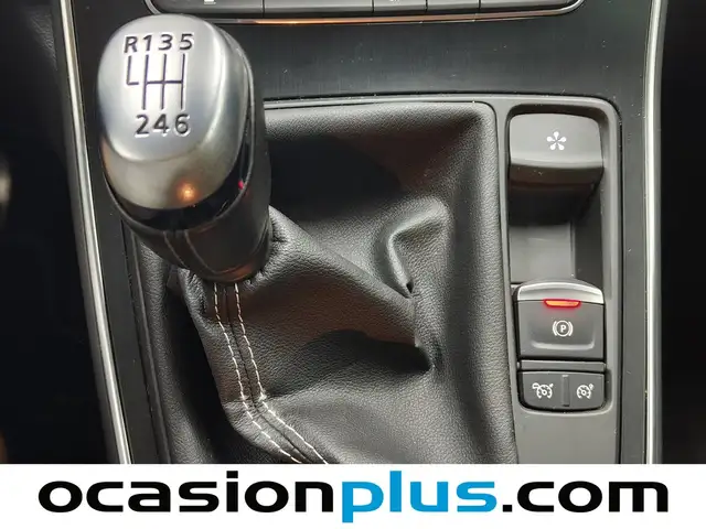 Renault Grand Scenic view 5