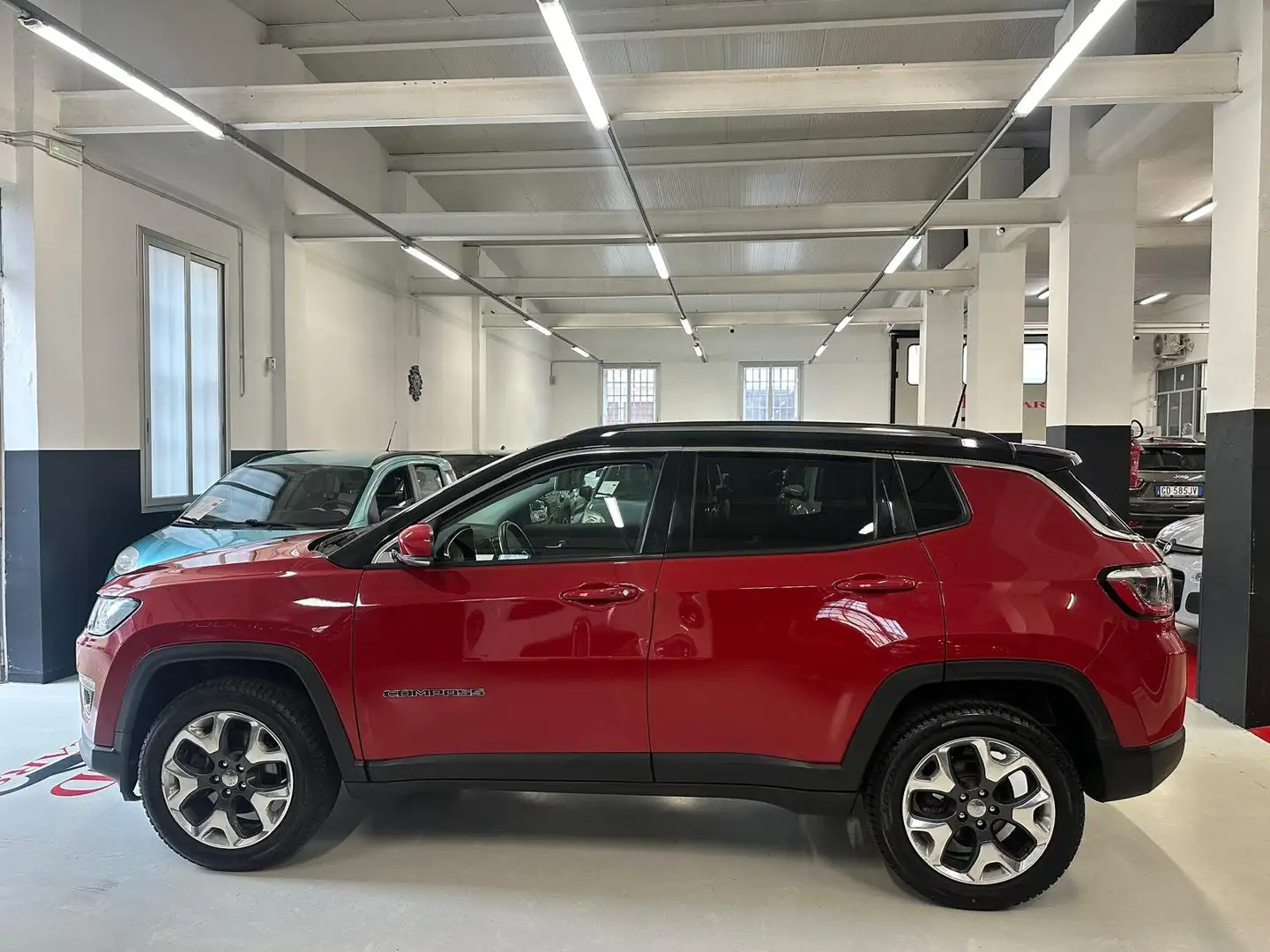 Jeep Compass Compass 2.0 mjt Limited 4wd 170cv auto my19 Червоний - 2