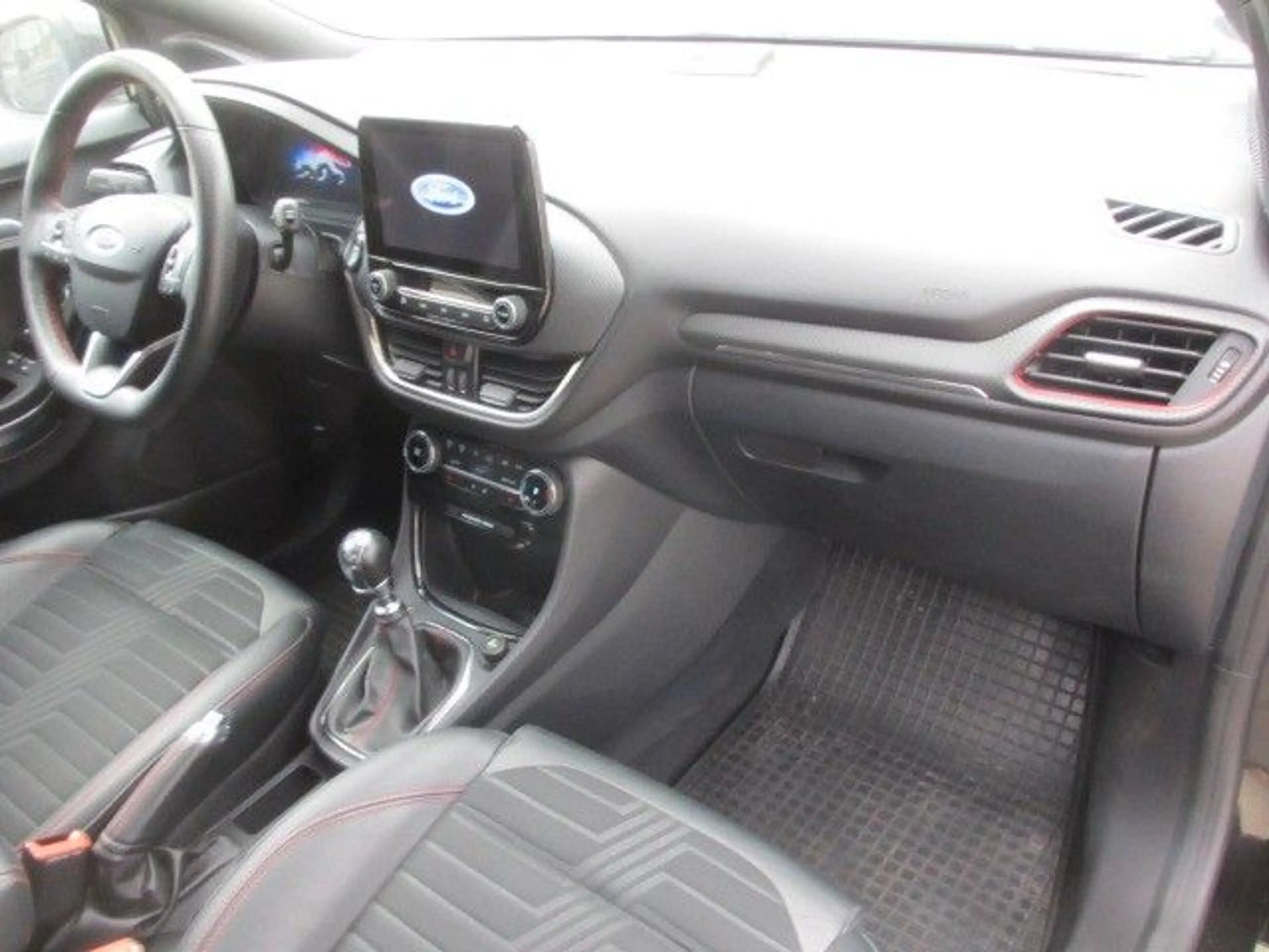 Ford Puma ST-Line X MHEV, Top-Ausstattung — photo 21