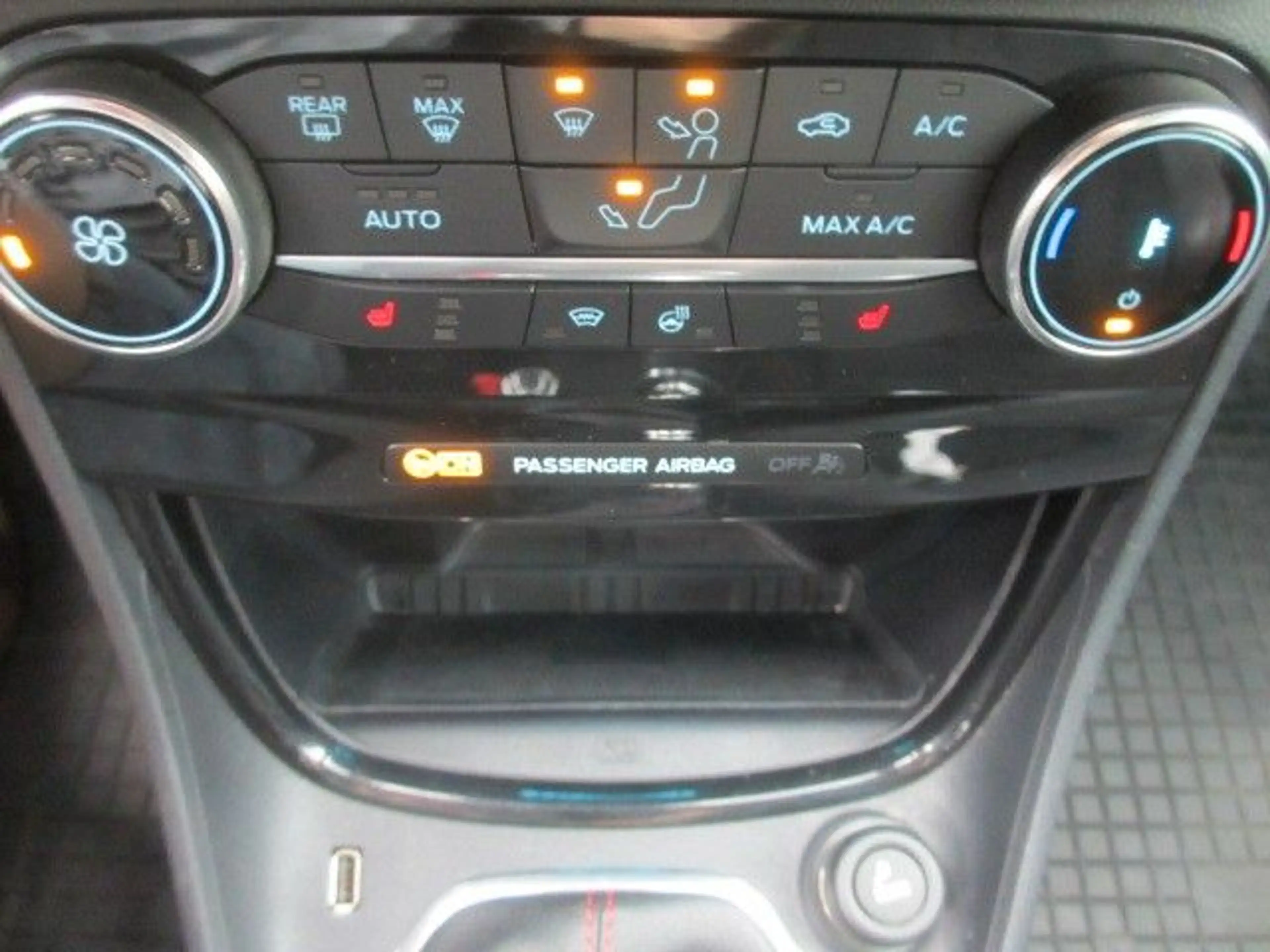 Ford Puma ST-Line X MHEV, Top-Ausstattung — photo 20