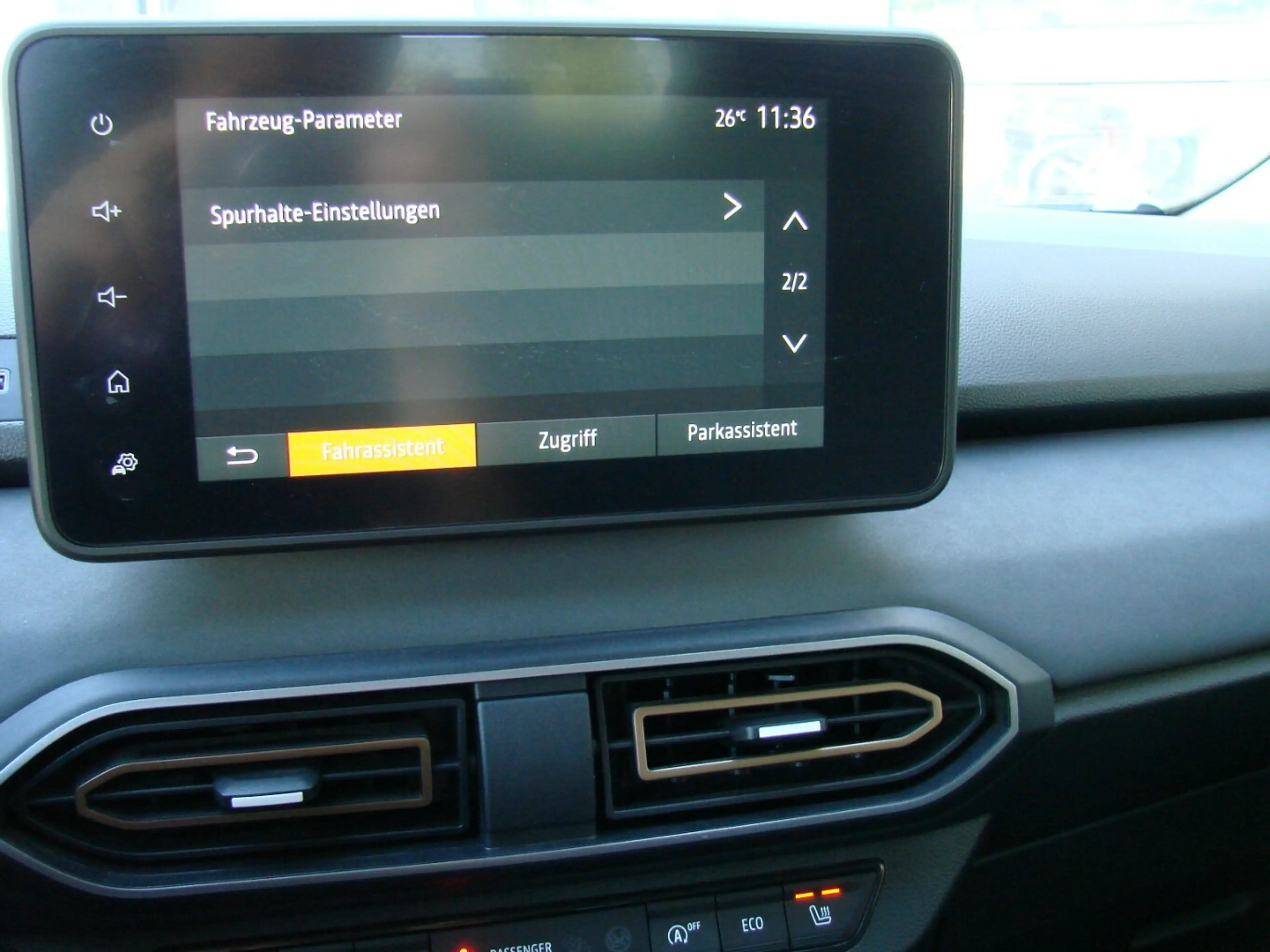 Dacia Jogger 1.0TCe Extreme LED AHK Tempomat Navi Kamera — photo 13