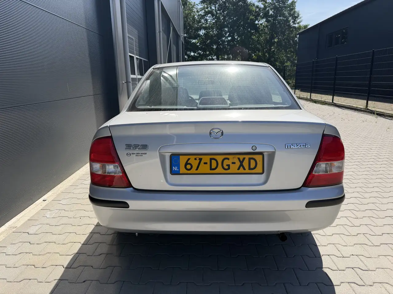 Mazda 323 1.5i GLS 1e Eigenaar Uniek 64dkm Youngtimer, foto 9