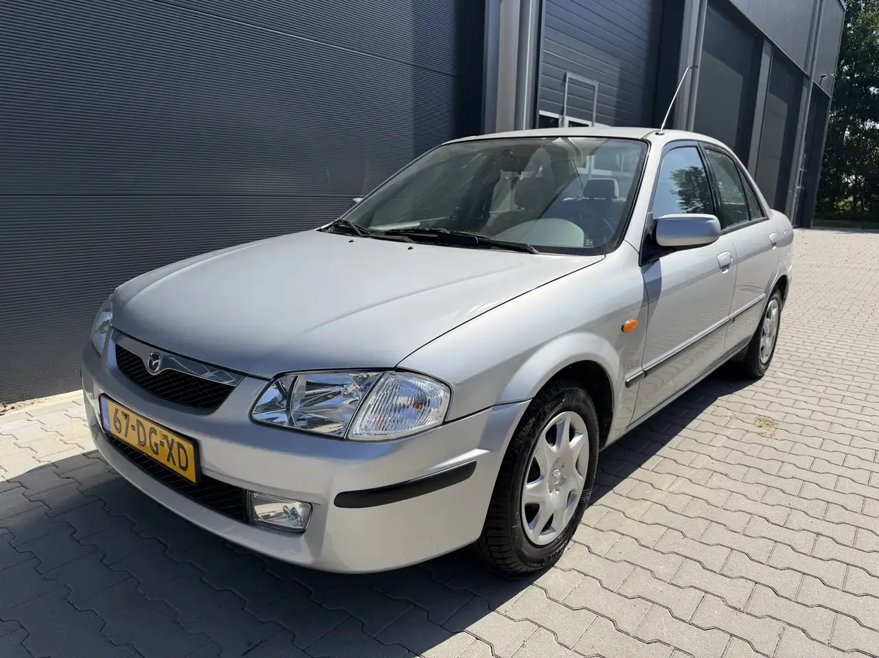 Mazda 323 1.5i GLS 1e Eigenaar Uniek 64dkm Youngtimer, foto 2