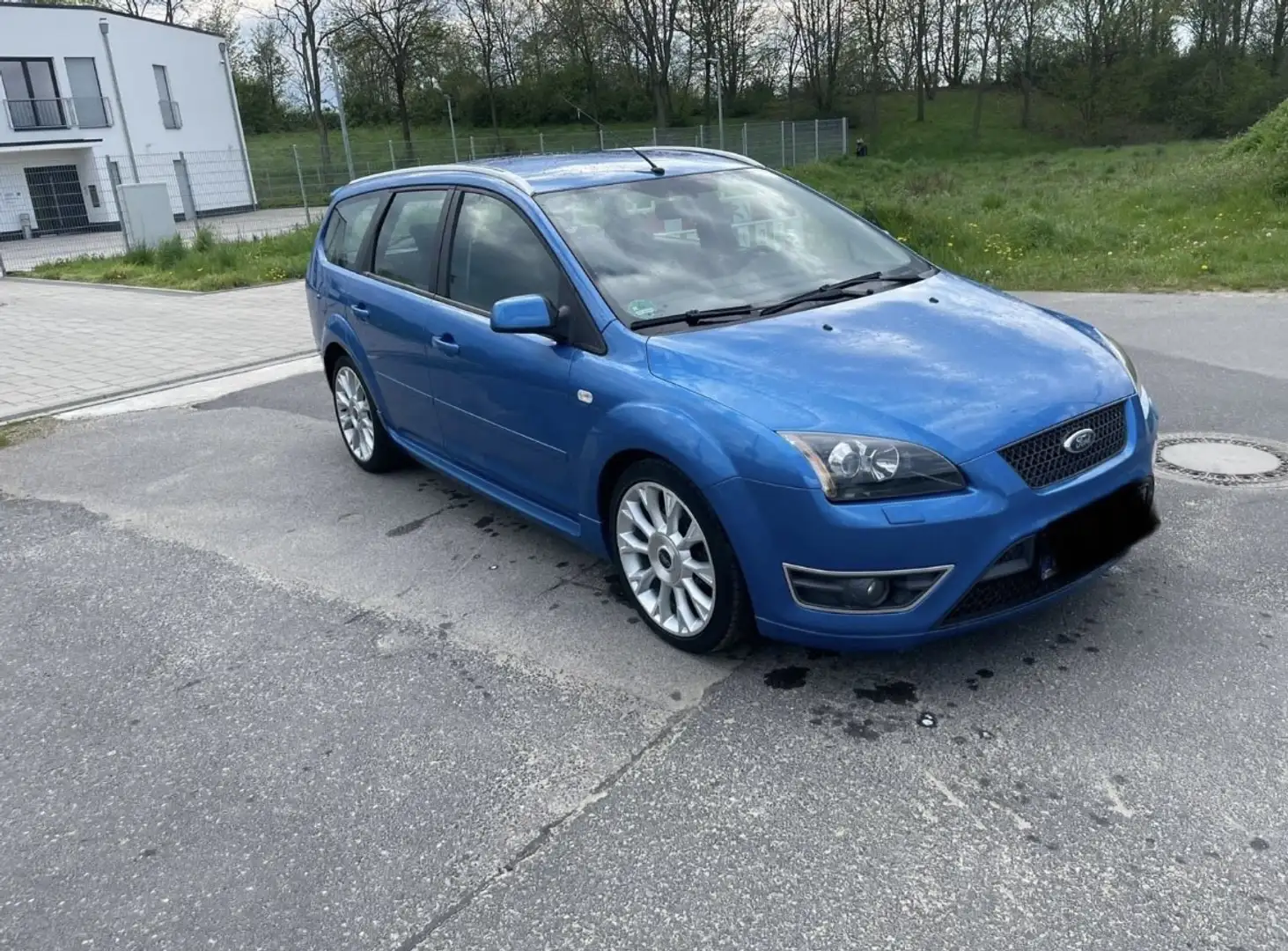 Ford Focus Turnier 2.0 TDCi DPF Style Blau - 2