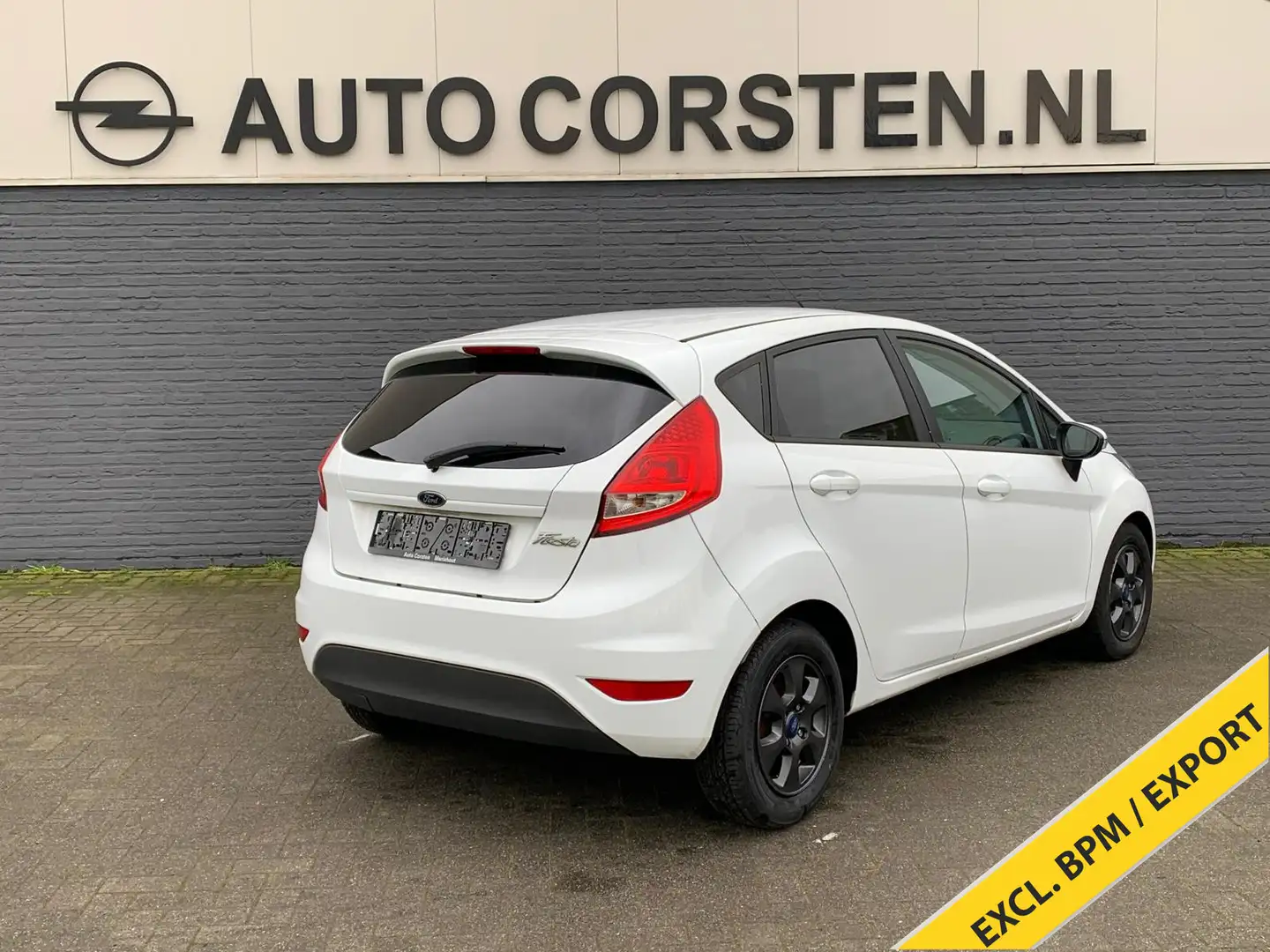Ford Fiesta 1.6TDCi 90PK 5drs Airco Radio/cd Bluetooth Privacy Bianco - 2