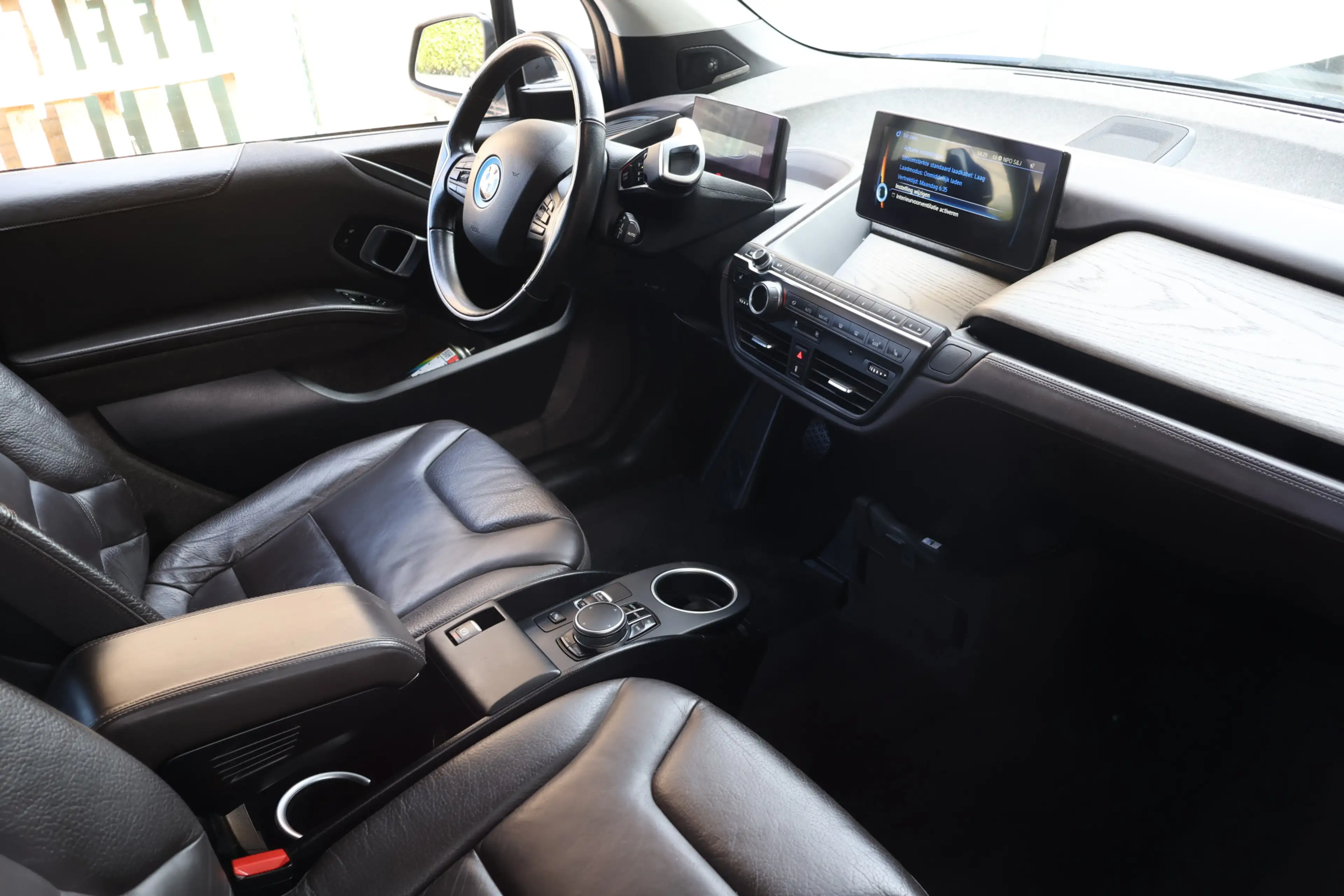 BMW i3 94Ah 33 kWh / Full options / NL-Auto / Soh 86 / B& — photo 3