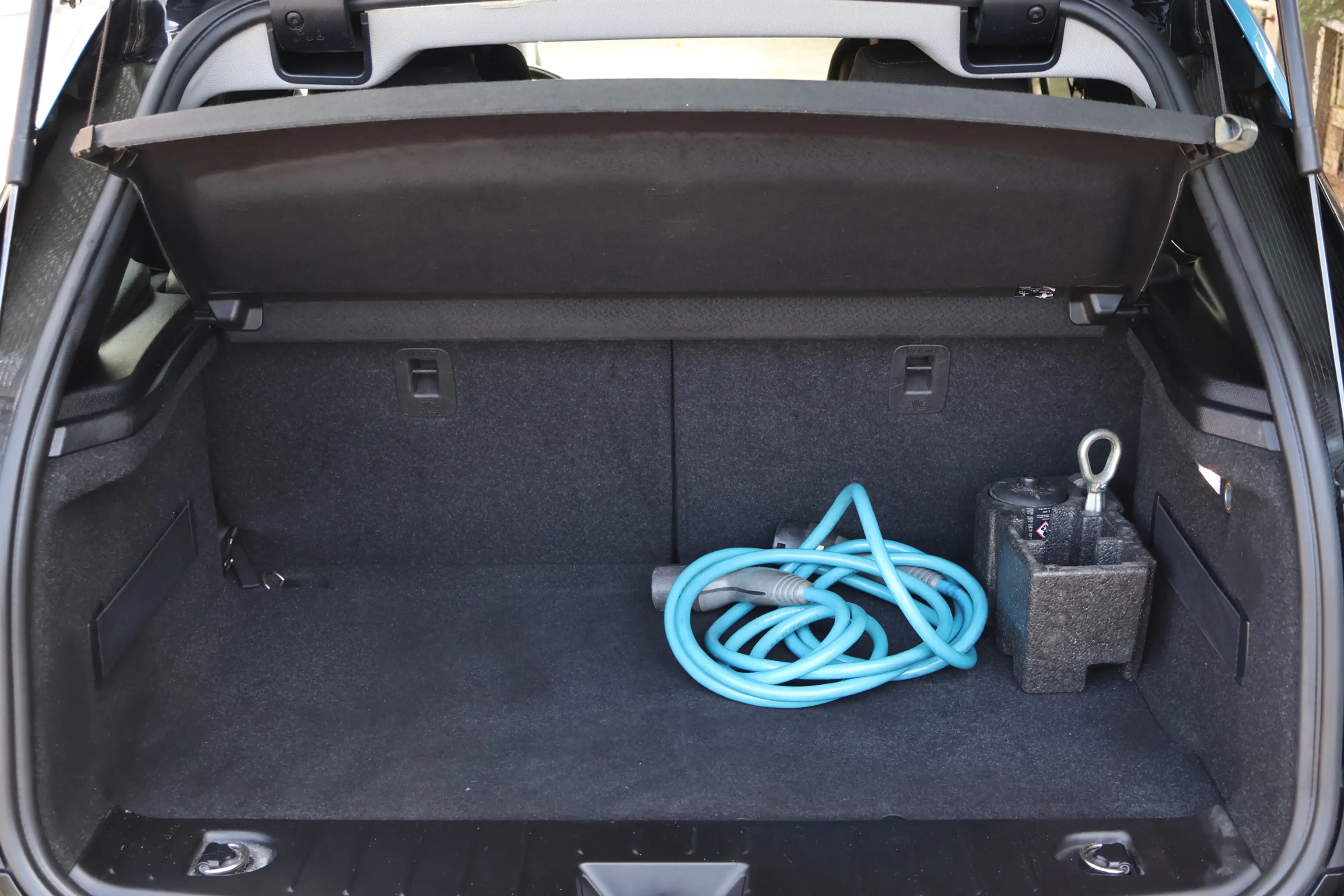 BMW i3 94Ah 33 kWh / Full options / NL-Auto / Soh 86 / B& — photo 19