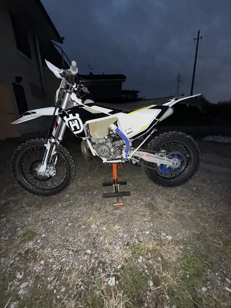 Husqvarna TE 300 300i - 2