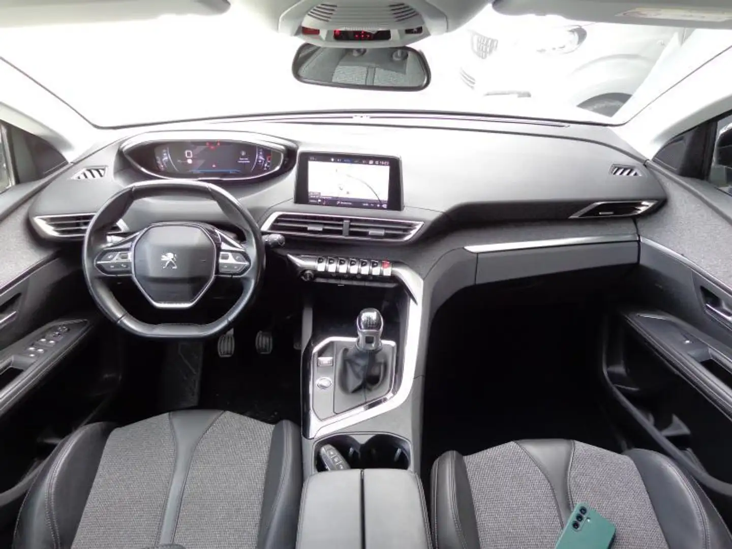 Peugeot 5008 1.2i Allure 7Pl - Attelage - G Blanc - 2