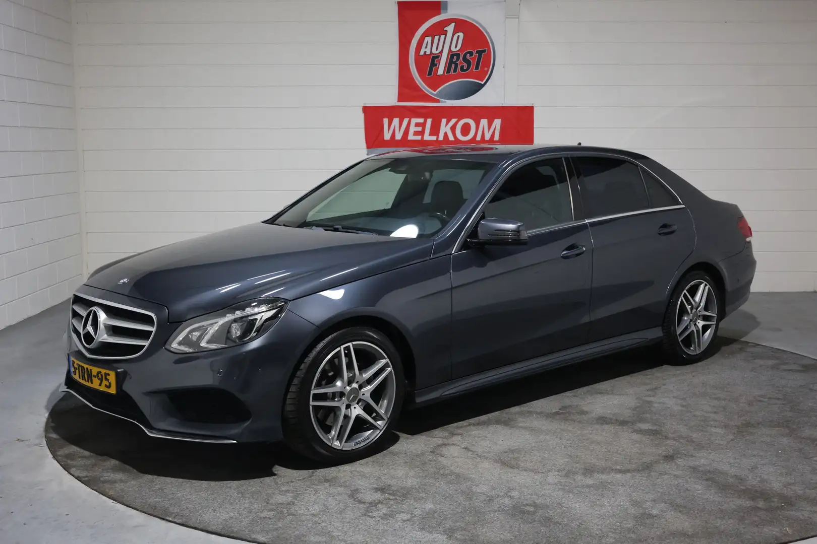 Mercedes-Benz E 200 Edition Sport, Amg line, Navi, Cruise, 18 AMG, Xen Grijs - 1