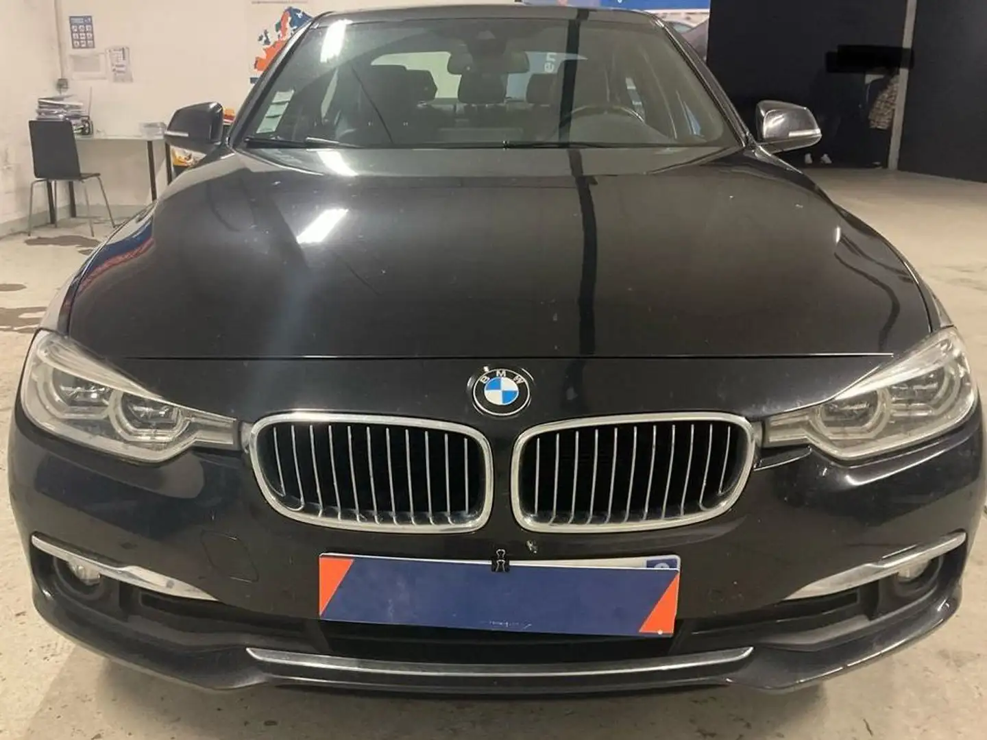 BMW 320 320d Luxury Line Noir - 2