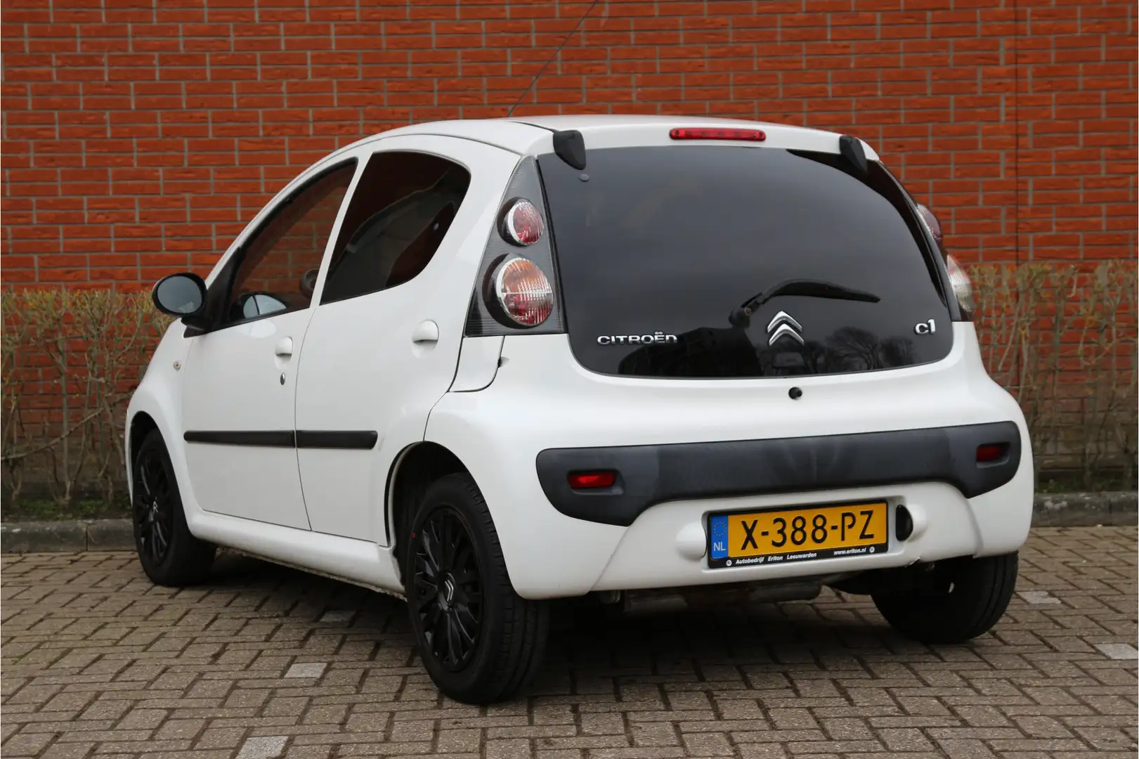 Citroen C1 1.0 68pk Attraction | Facelift model | 5 deuren | Blanc - 2