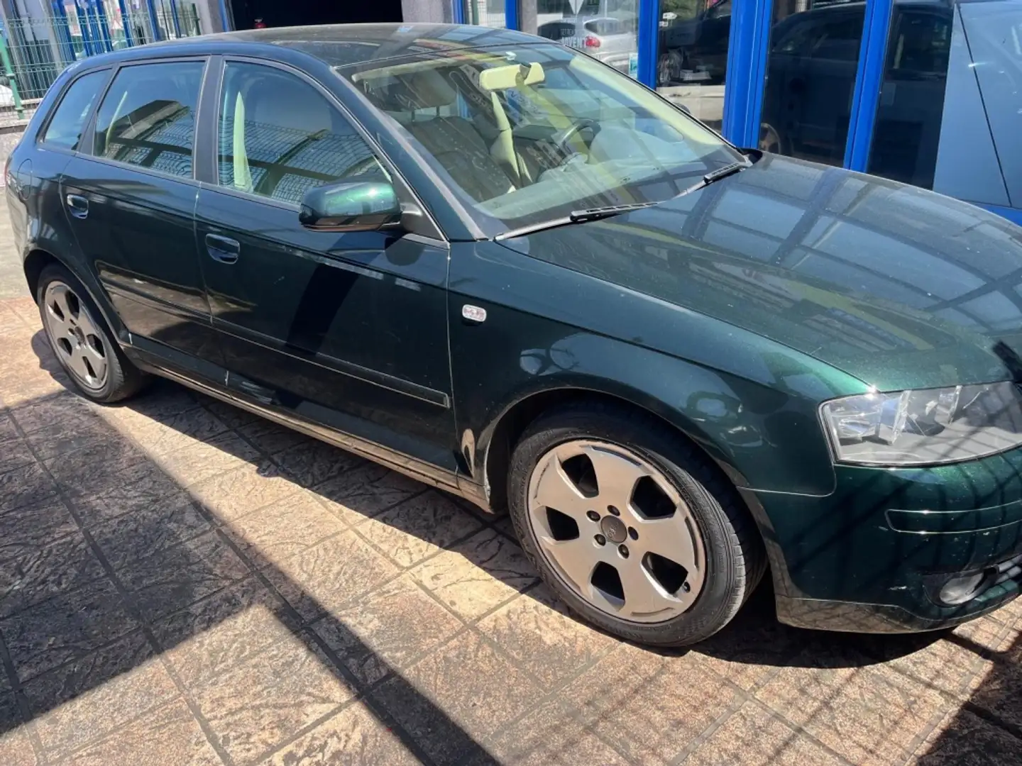 Audi A3 Sportback 2.0TDI Ambition S-Tronic Verde - 2