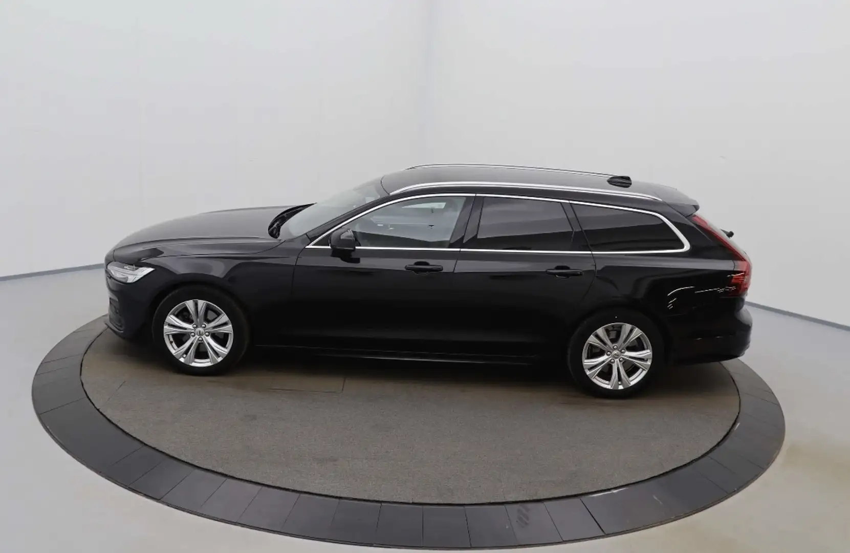 Volvo V90 B4 D Geartronic Momentum Pro LEDER keyless ACC - 2