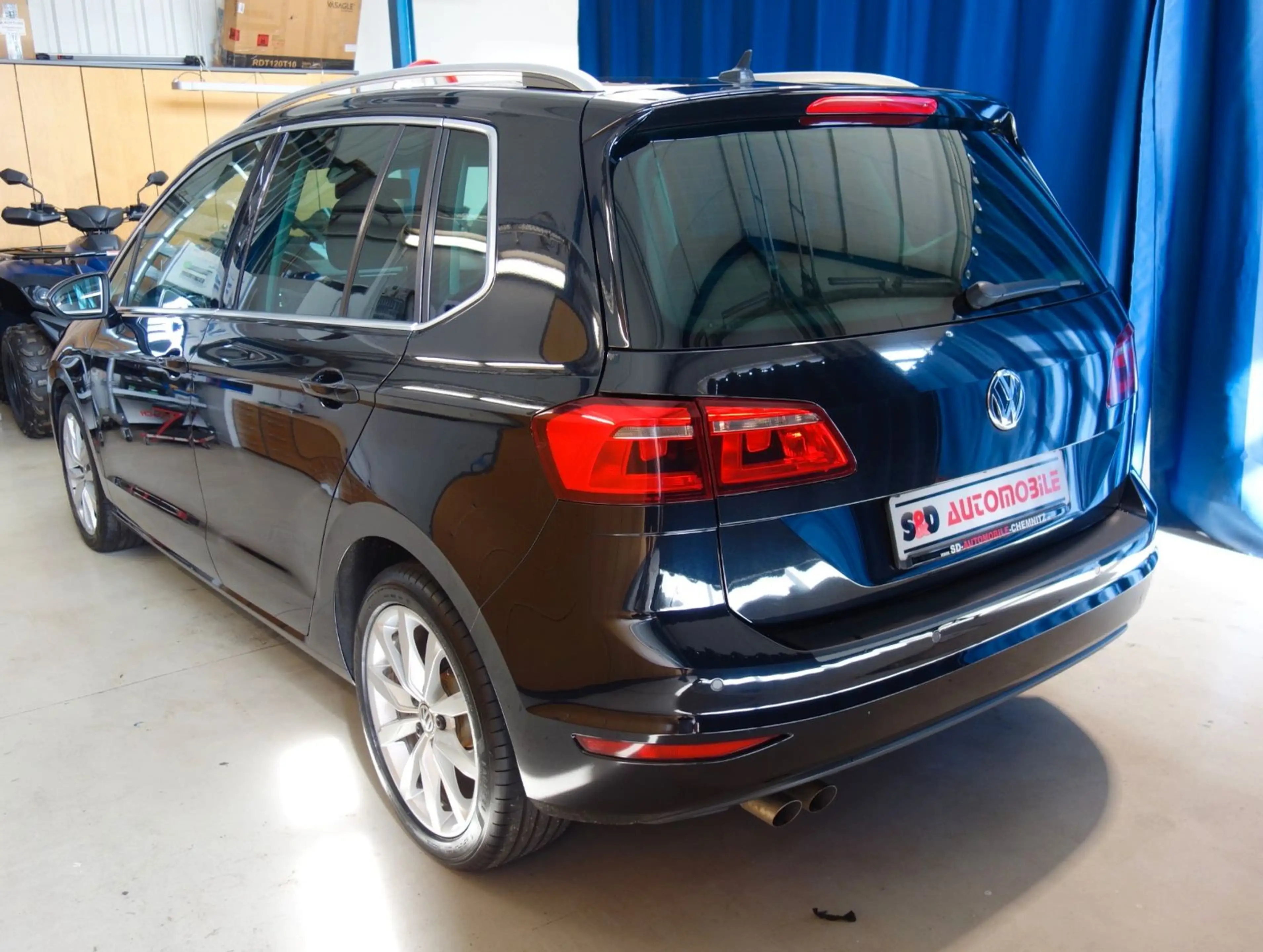Volkswagen Golf Sportsvan 2.0 TDI highline BMT — photo 3