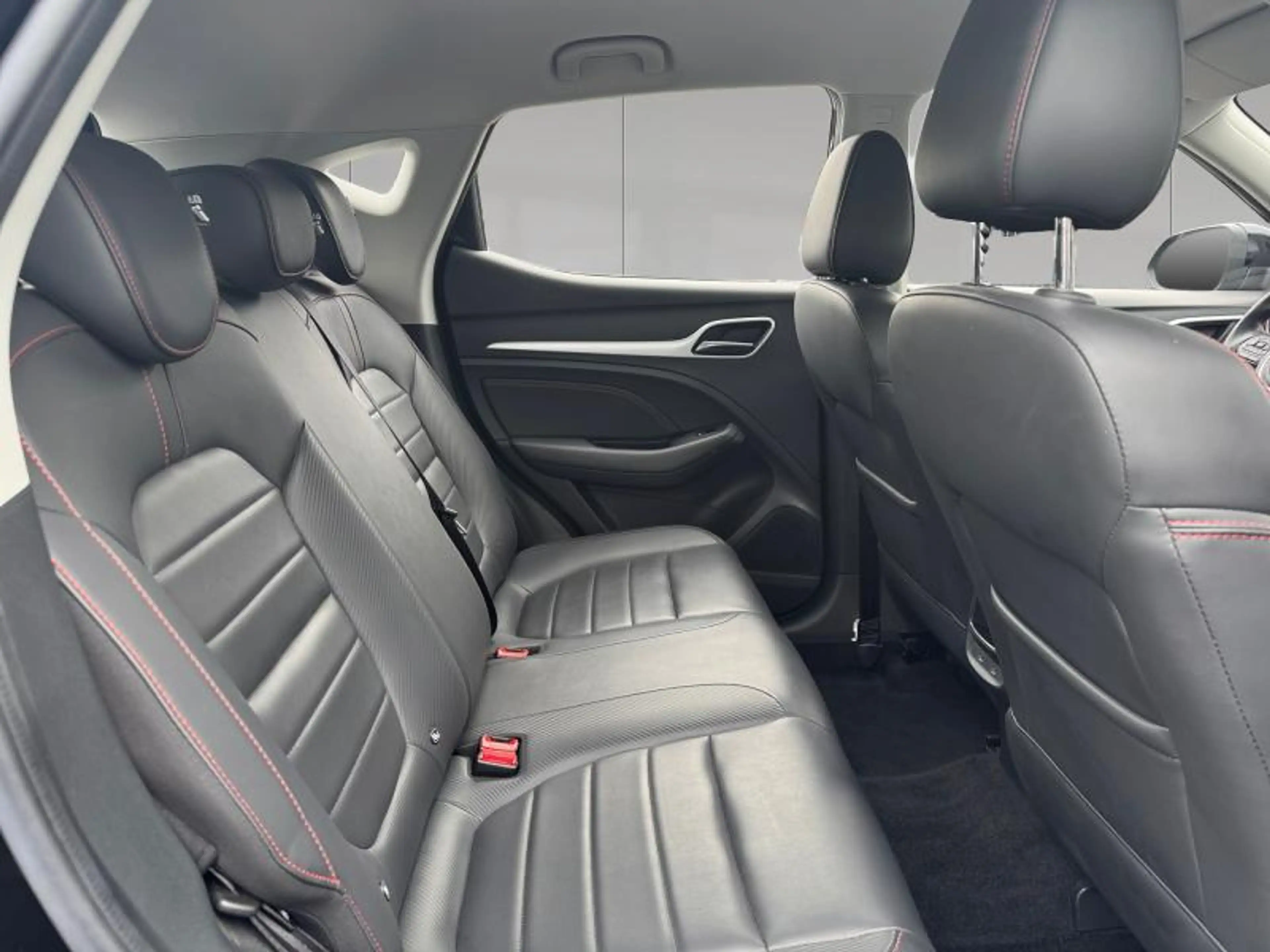 MG ZS 1.0 T-GDi Luyxury/Camera 360/Cuir/Carplay/LED/Navi — photo 6