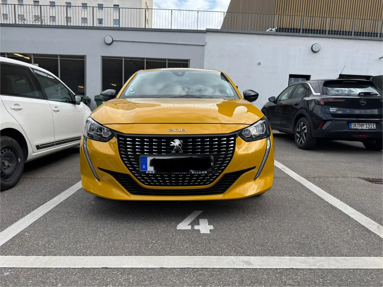 Peugeot 208