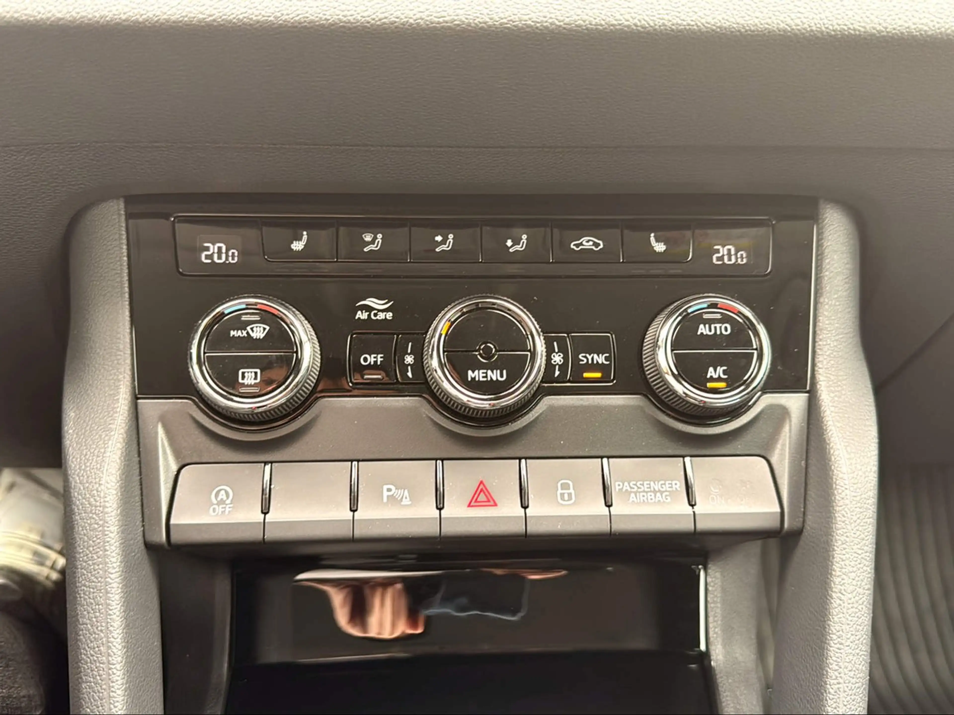Skoda Karoq Selection TSI DSG ACT — photo 11
