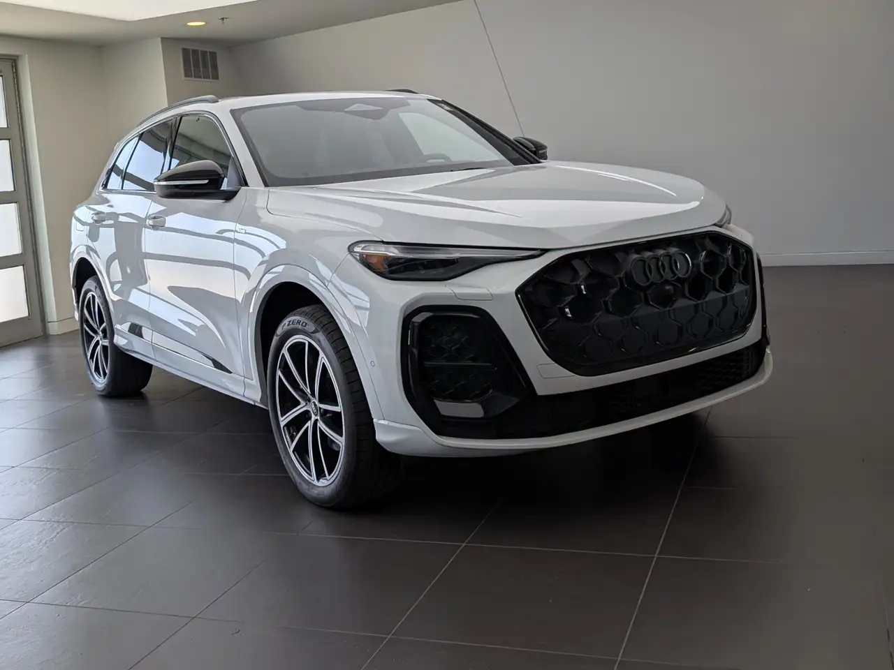 Audi Q5 снимка Audi Q5