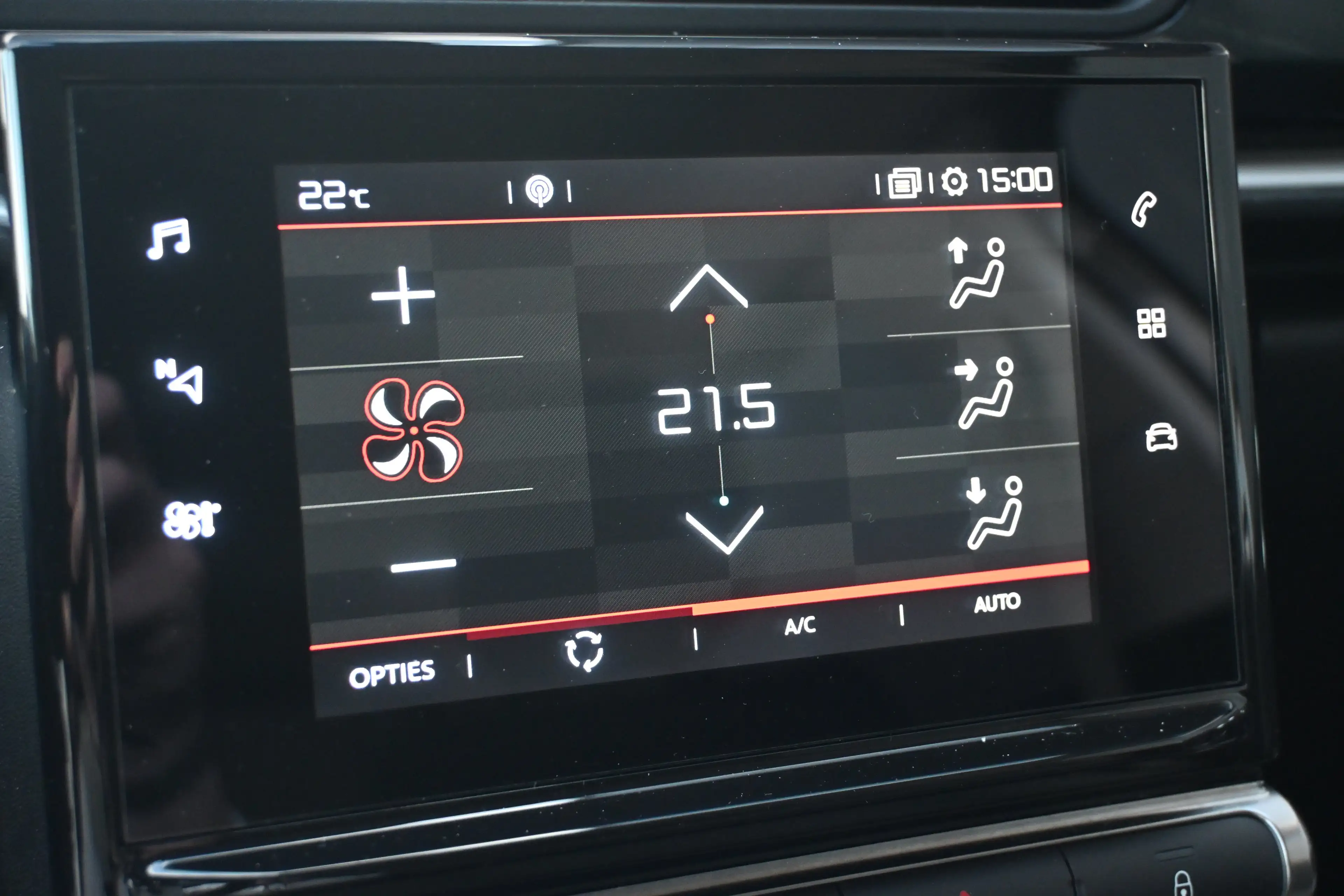 Citroen C3 1.2 PureTech Business | Cruise control | Navi by a — photo 22