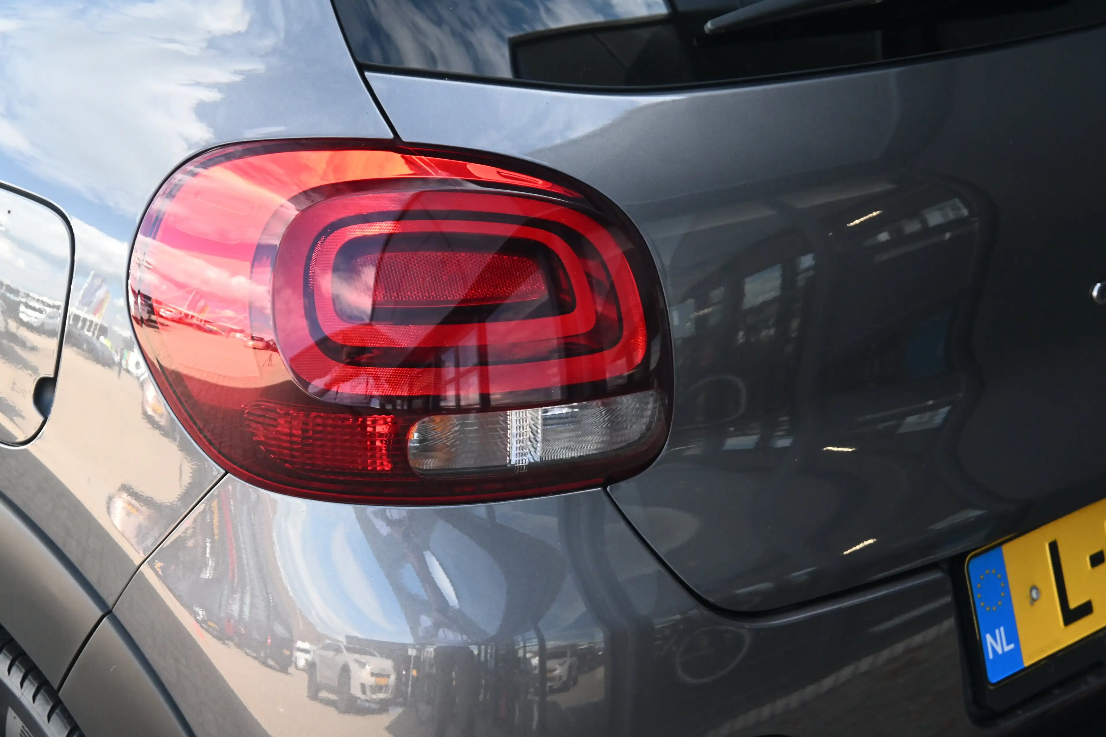 Citroen C3 1.2 PureTech Business | Cruise control | Navi by a — photo 30