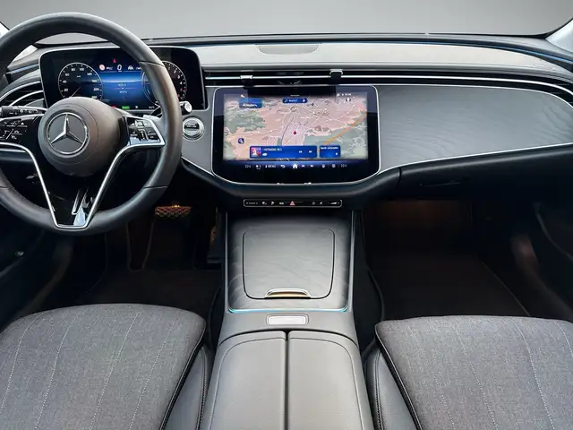 Mercedes-Benz E 300 de 4MATIC T-Modell mit EQ Hybrid Technologie Ansicht 8