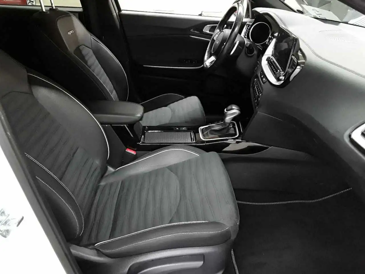 Kia Ceed SW 1.6 CRDi (48V Mild-Hybrid) DCT7 GT Line, миниатюра 8