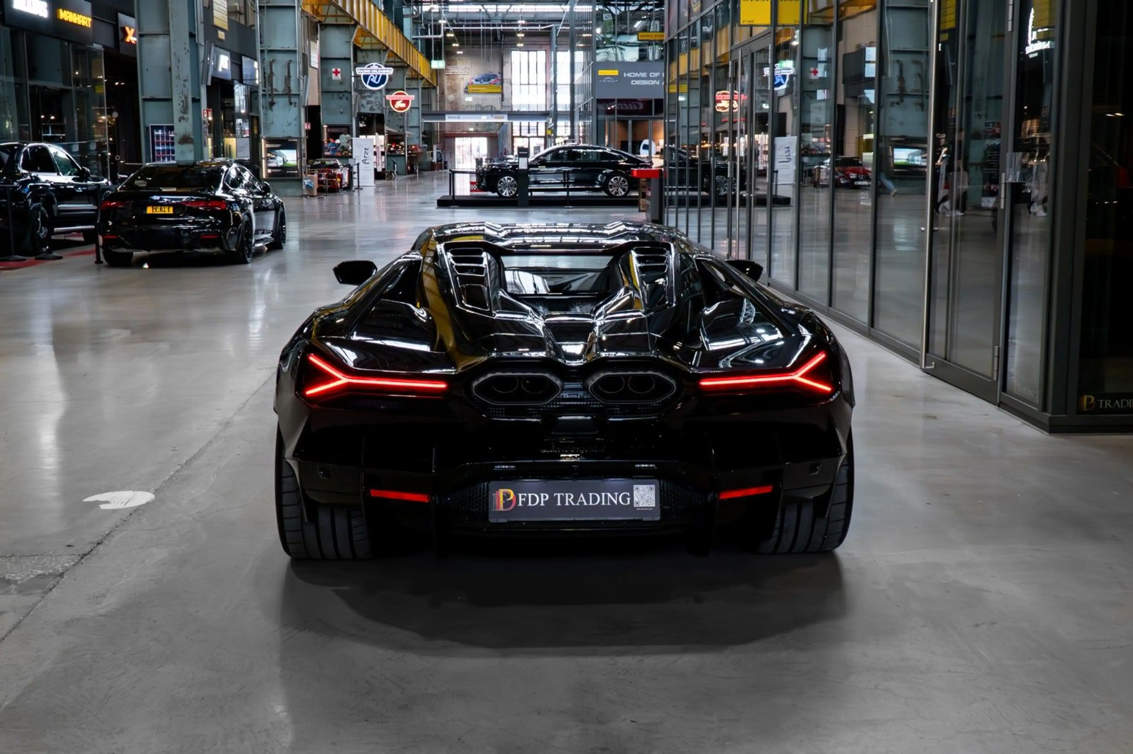 Lamborghini Revuelto Black Edition - Lift - Cam — photo 5