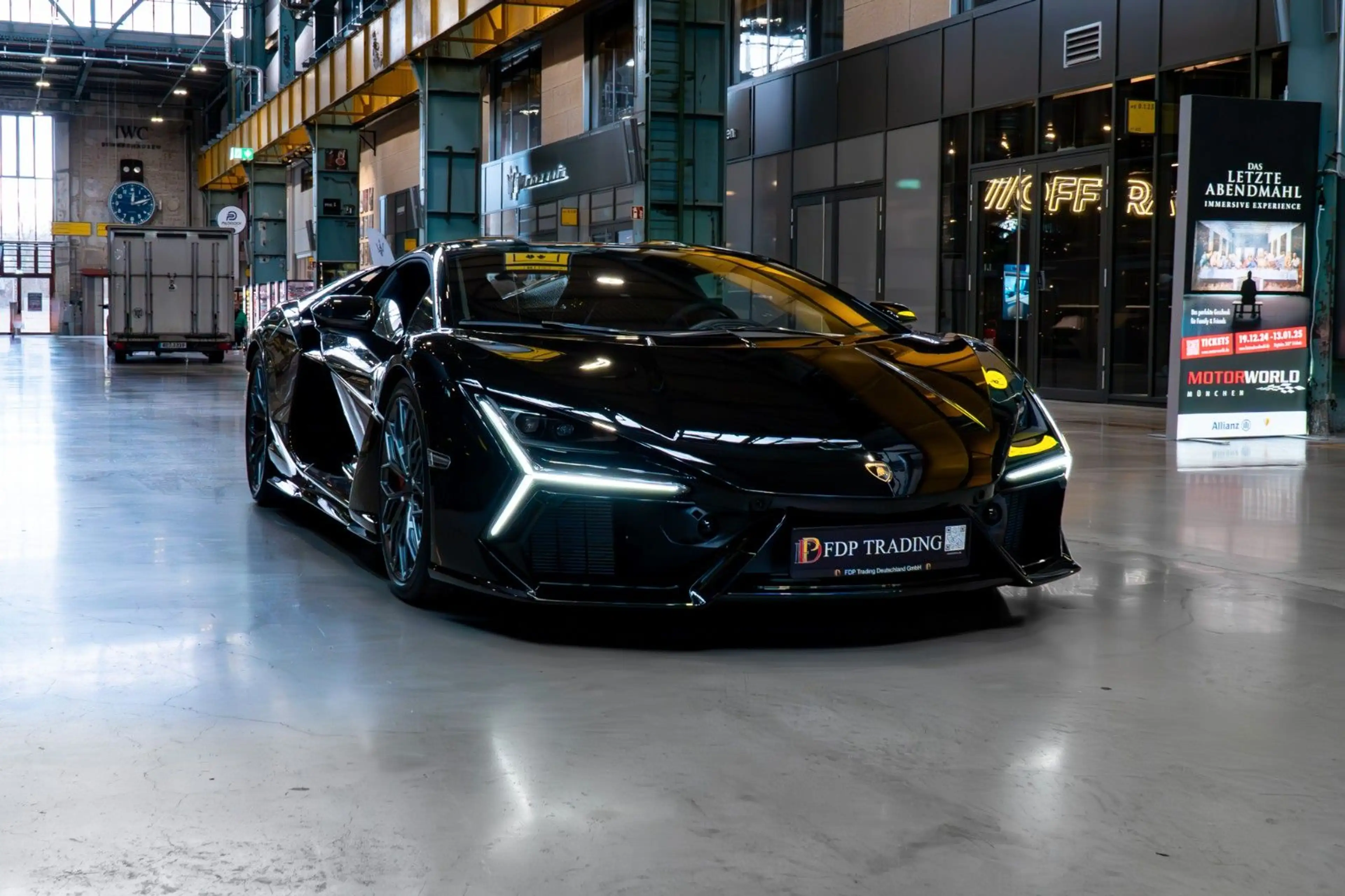 Lamborghini Revuelto Black Edition - Lift - Cam — photo 8