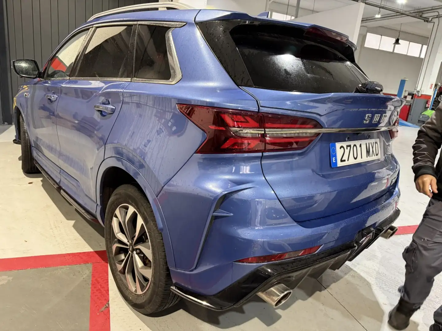 SWM G01F 1.5T Premium Aut. Bleu - 2