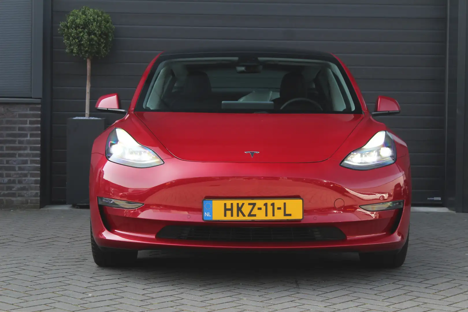 Tesla Model 3 Long Range AWD 75 kWh | AutoPilot 3.0 | Warmtepomp Kırmızı - 2