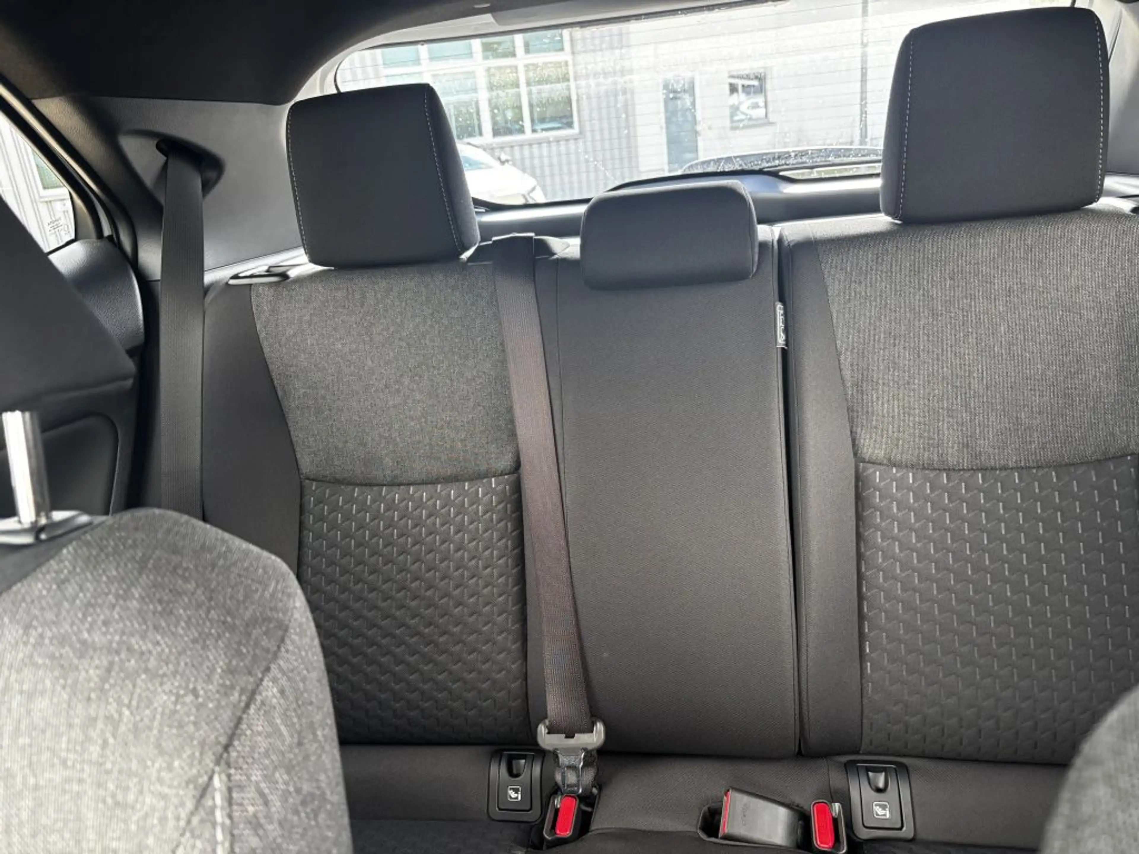 Toyota Yaris Cross Hybrid 130 1.5 VVT-i Teamplayer (XPB1) — photo 10