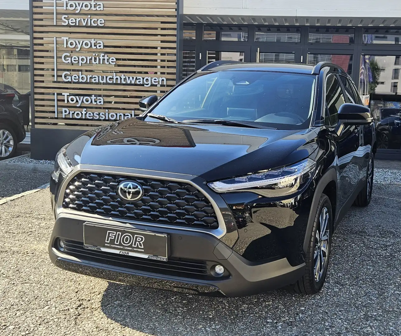 Toyota Corolla Cross Hybrid Active Drive 4x2 Noir - 1