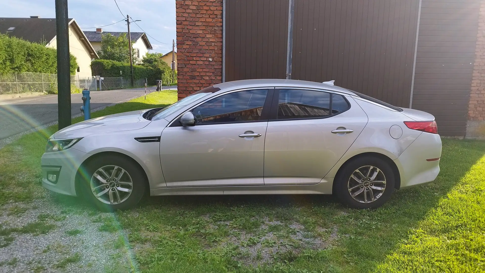 Kia Optima Optima 1,7 CRDi 20 Jahre Edition Aut. 20 Jahre Edition Silber - 2