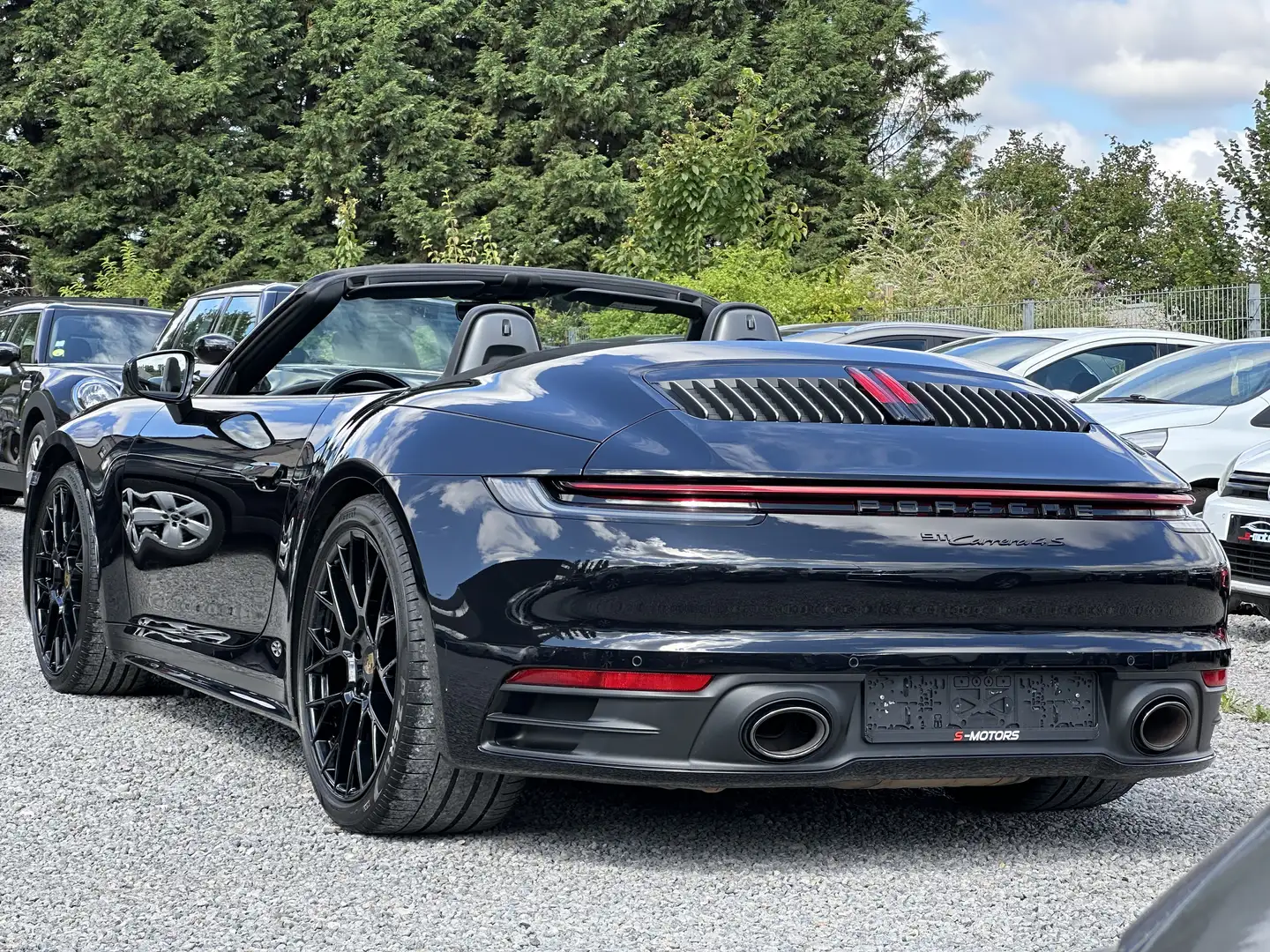Porsche 992 Zwart - 2